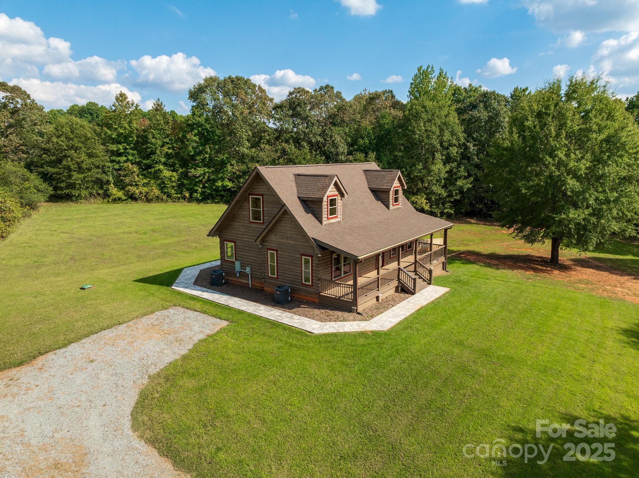 185 Robinson Acres Lane