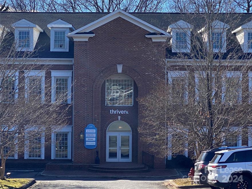 Move In Ready Office Space Upstairs on second level, serviced by elevator and stairs. Well Maintained Professional Building in a sought after location with easy access. Space can be approx 500 sqft - 5000, sub dividable, or can be combined to suit requirements. Suitable for Medical/Legal/Insurance/Counseling/other general office purposes.