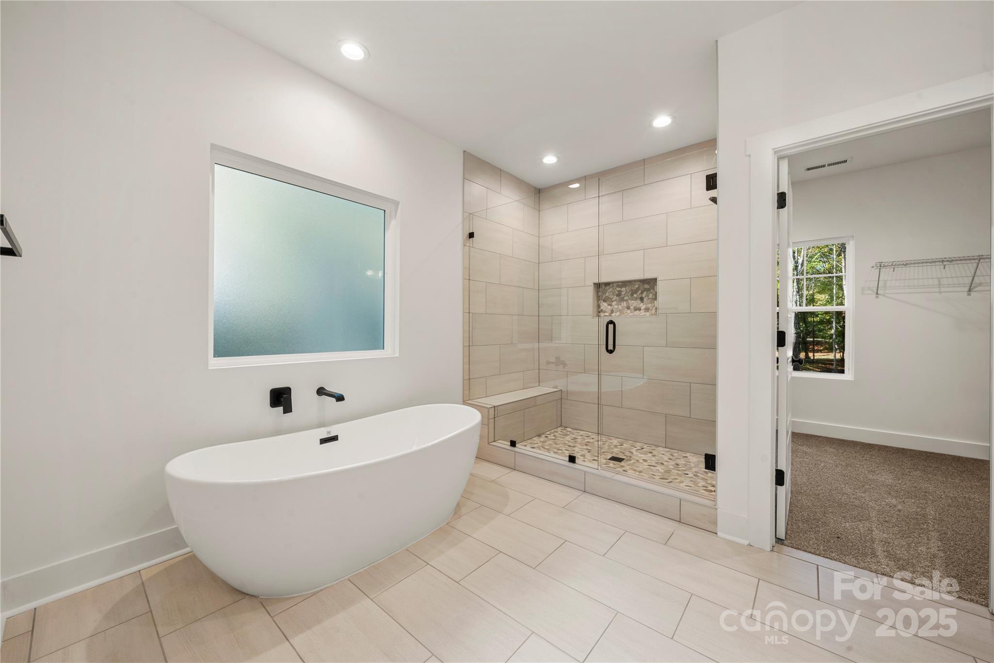 5007 Carolina North Drive 2