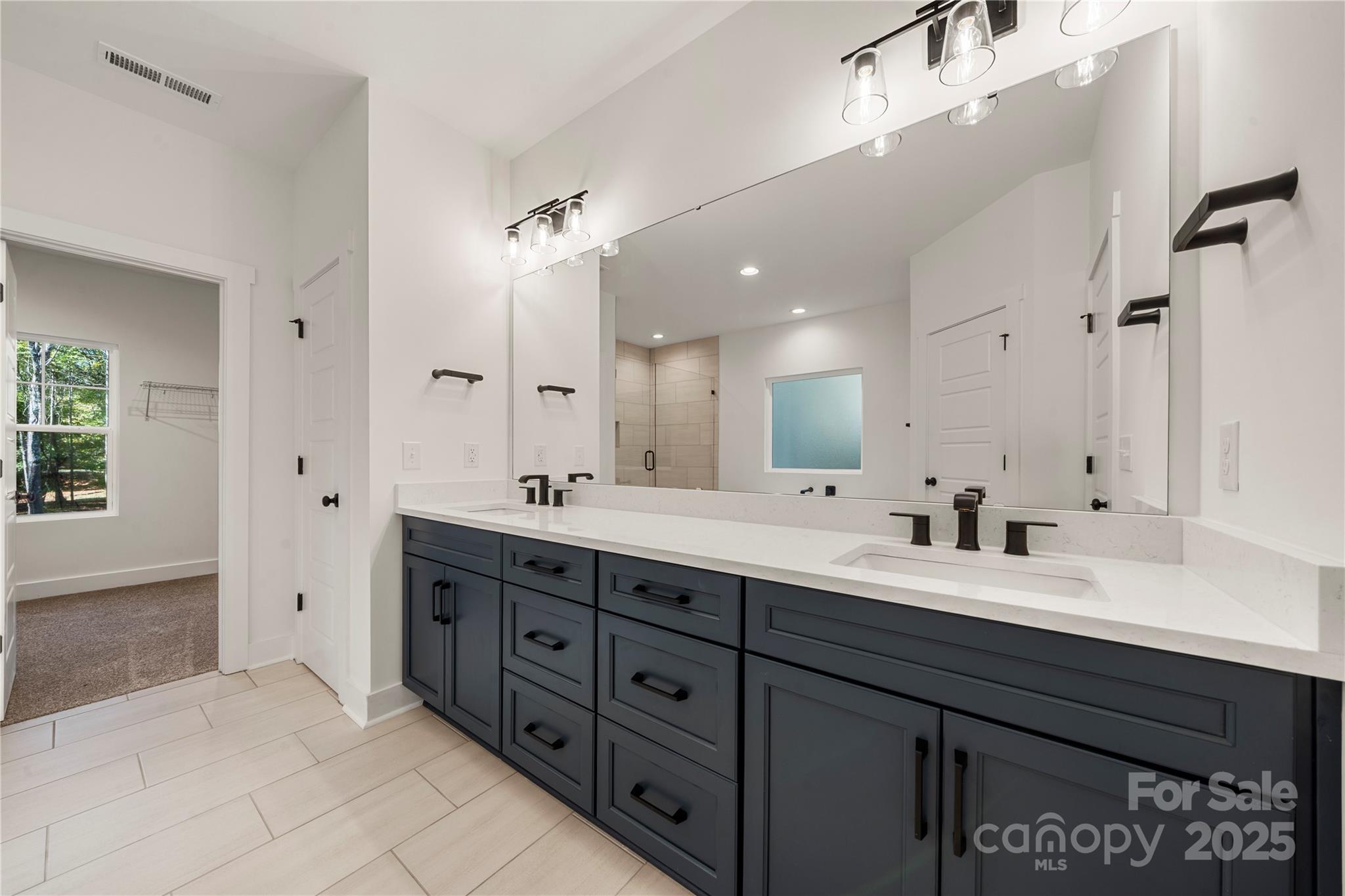 5007 Carolina North Drive 2