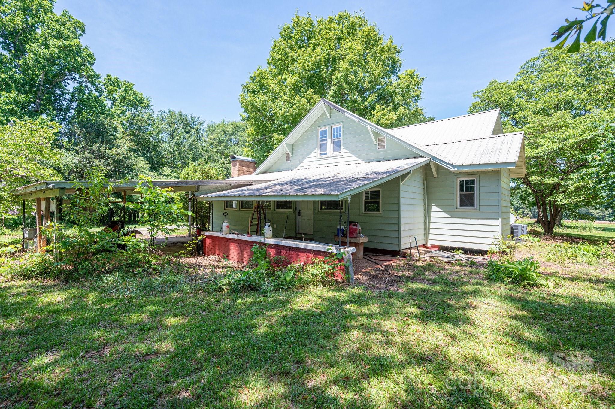 1173 Cat Square Road