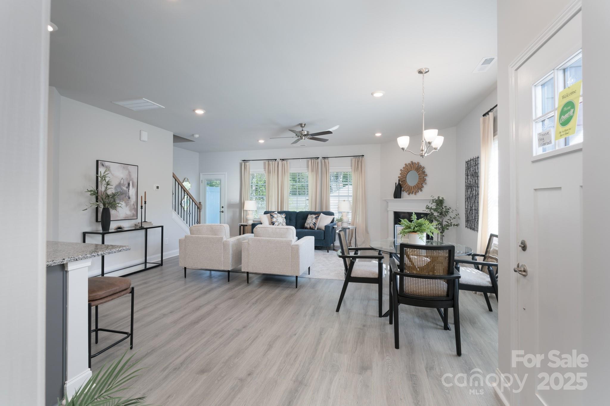 4045 Port Richmond Avenue 10