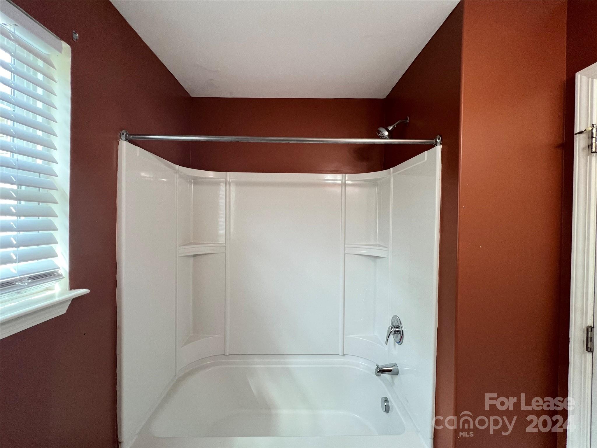 Hammond Lake - Residential Lease