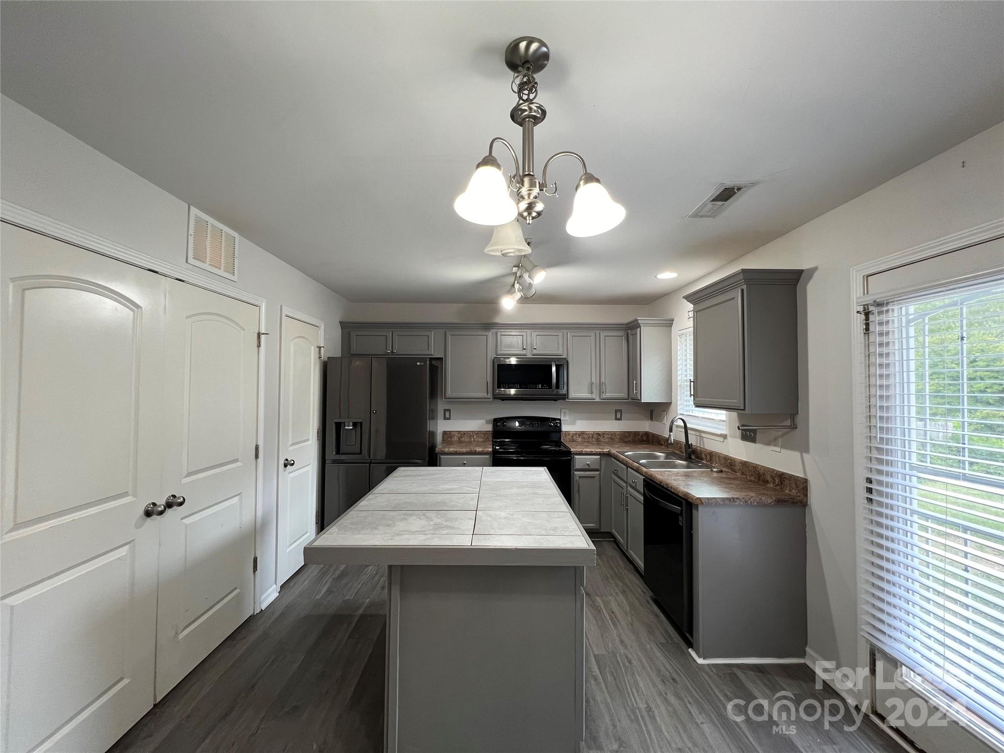 Hammond Lake - Residential Lease