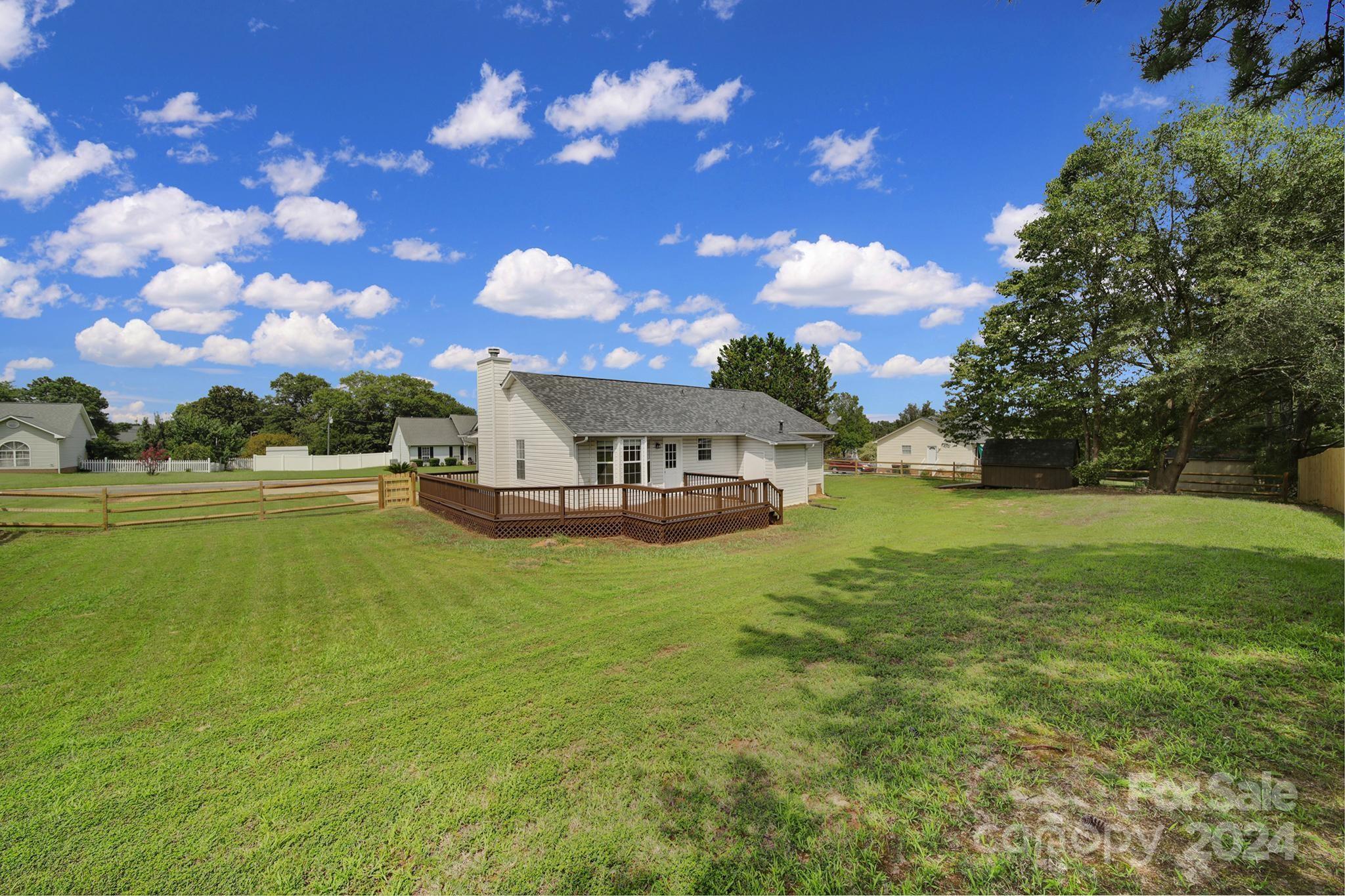 Wimbleton Woods - Residential