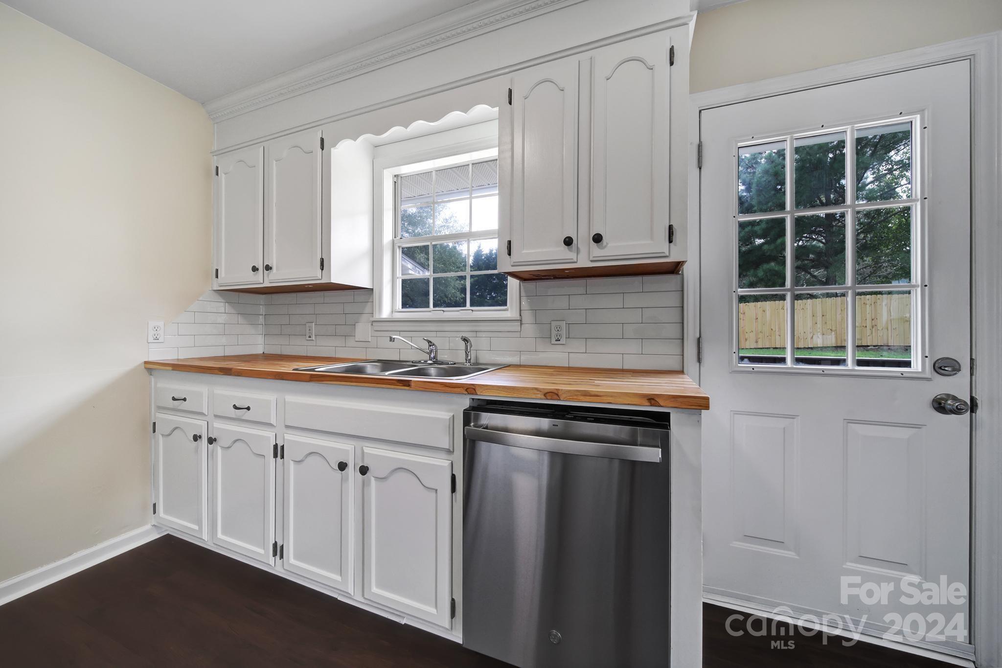 Wimbleton Woods - Residential