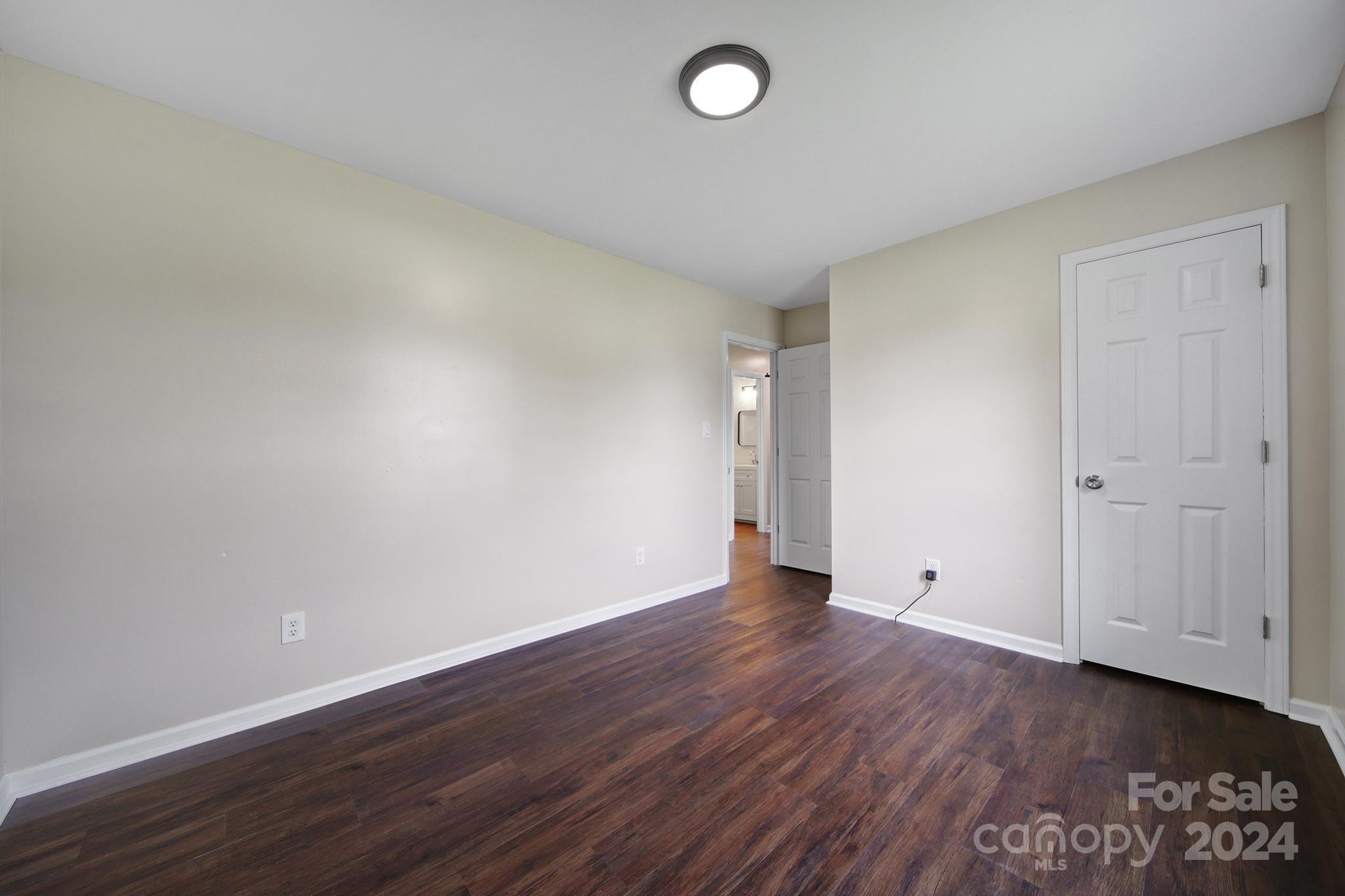 Wimbleton Woods - Residential