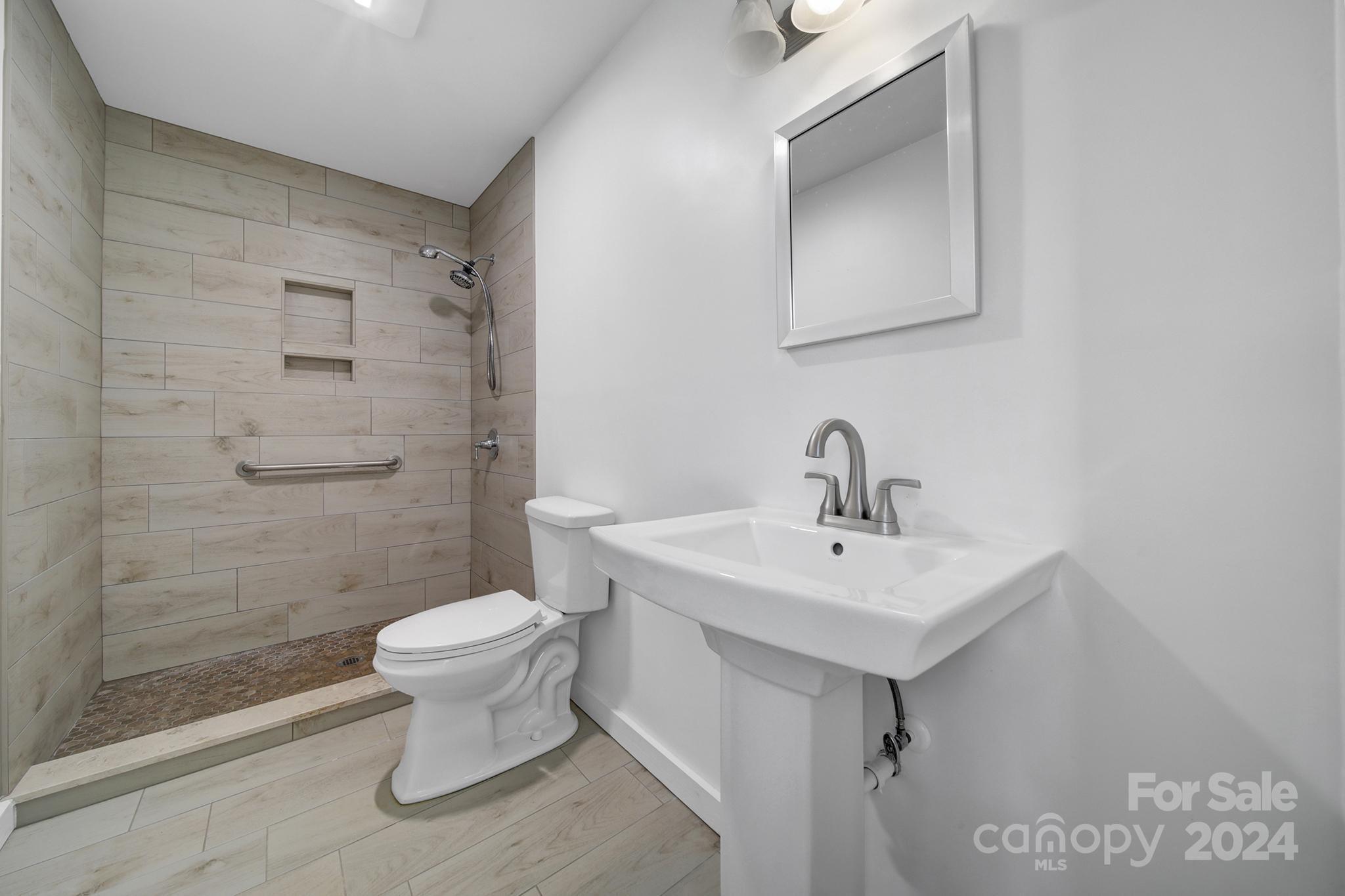 Wimbleton Woods - Residential