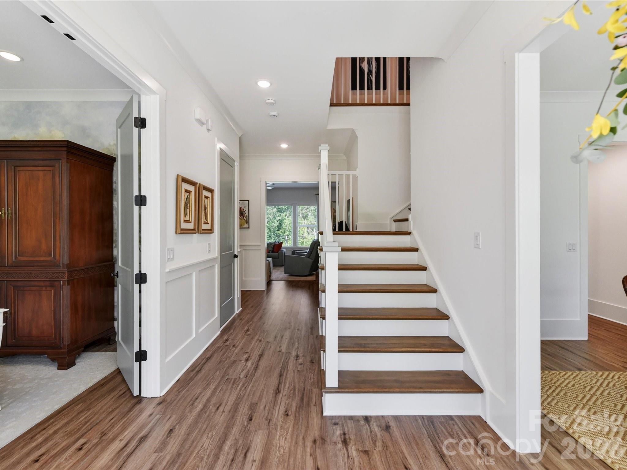 Falls Cove - Residential