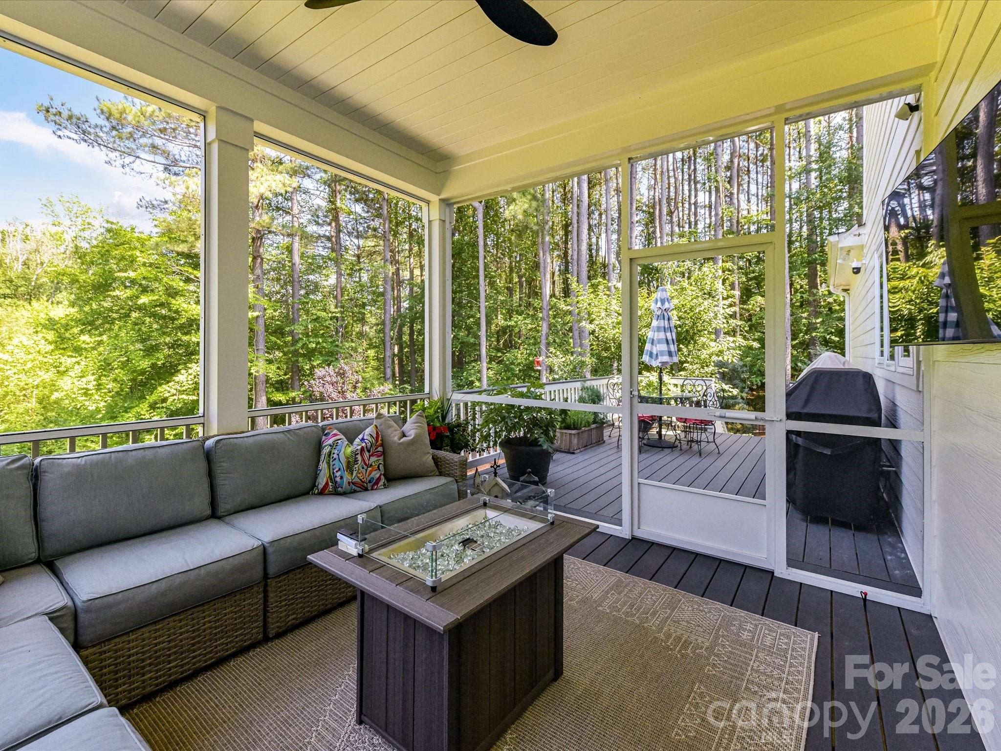 Falls Cove - Residential