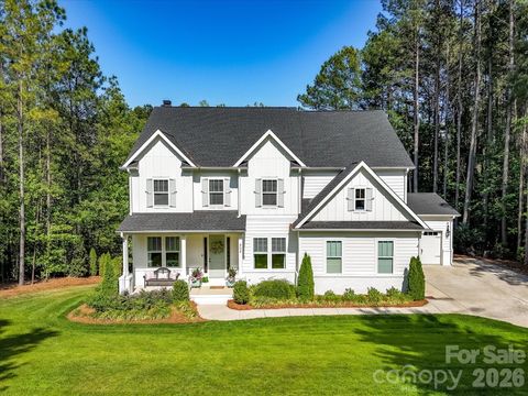 Photo of 202 Streamwood Road, Troutman, NC 28166 (MLS # 4384366)