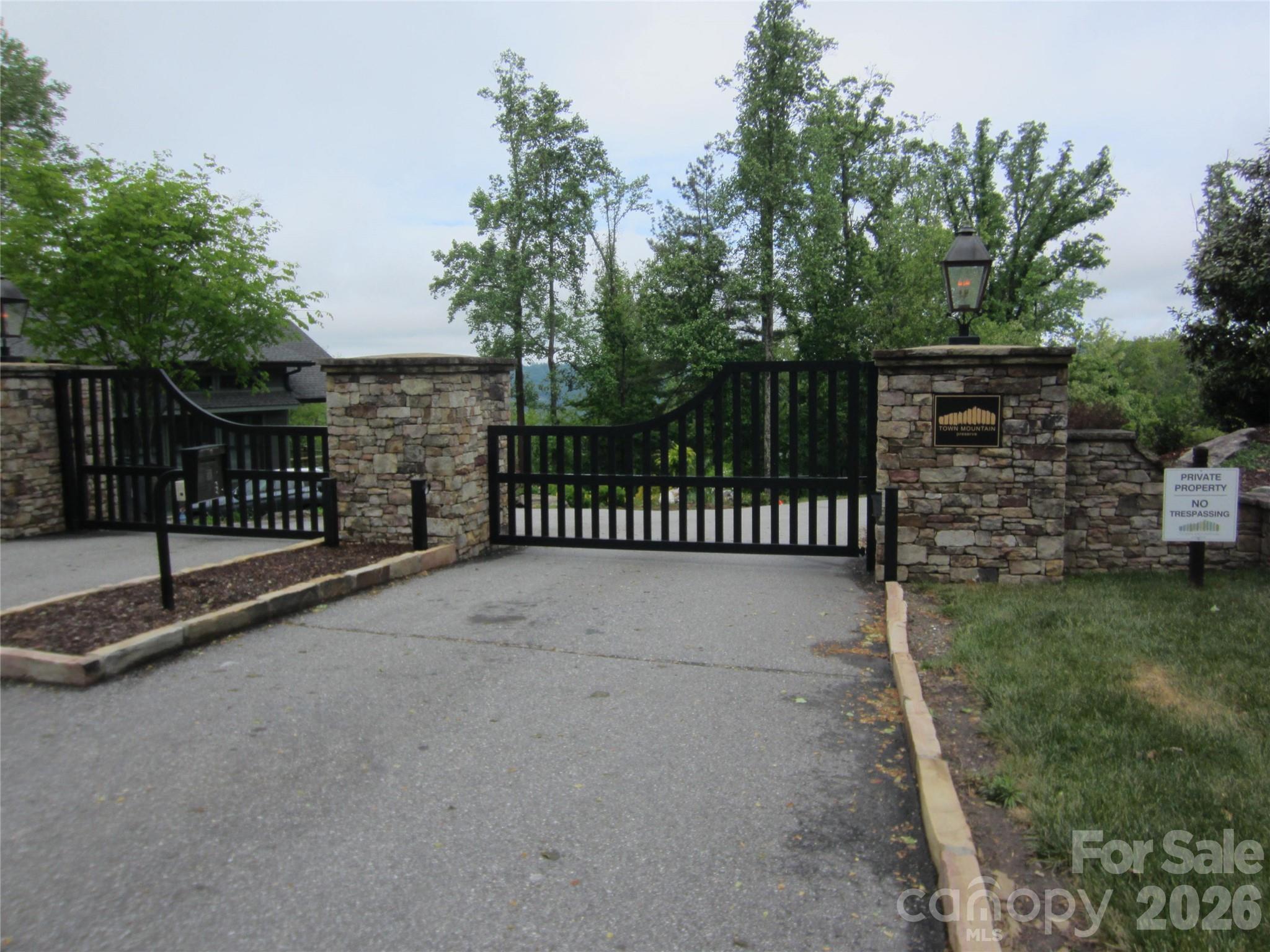 64 Longspur Lane