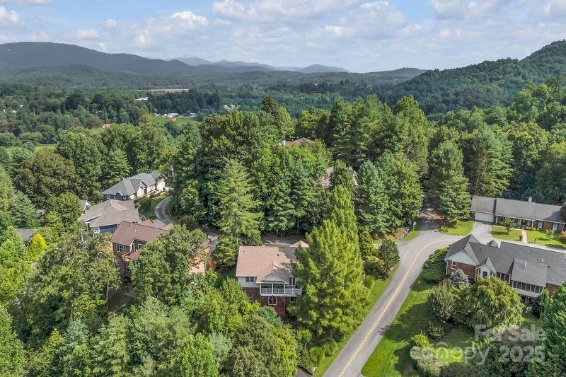 156 Circle Top Drive