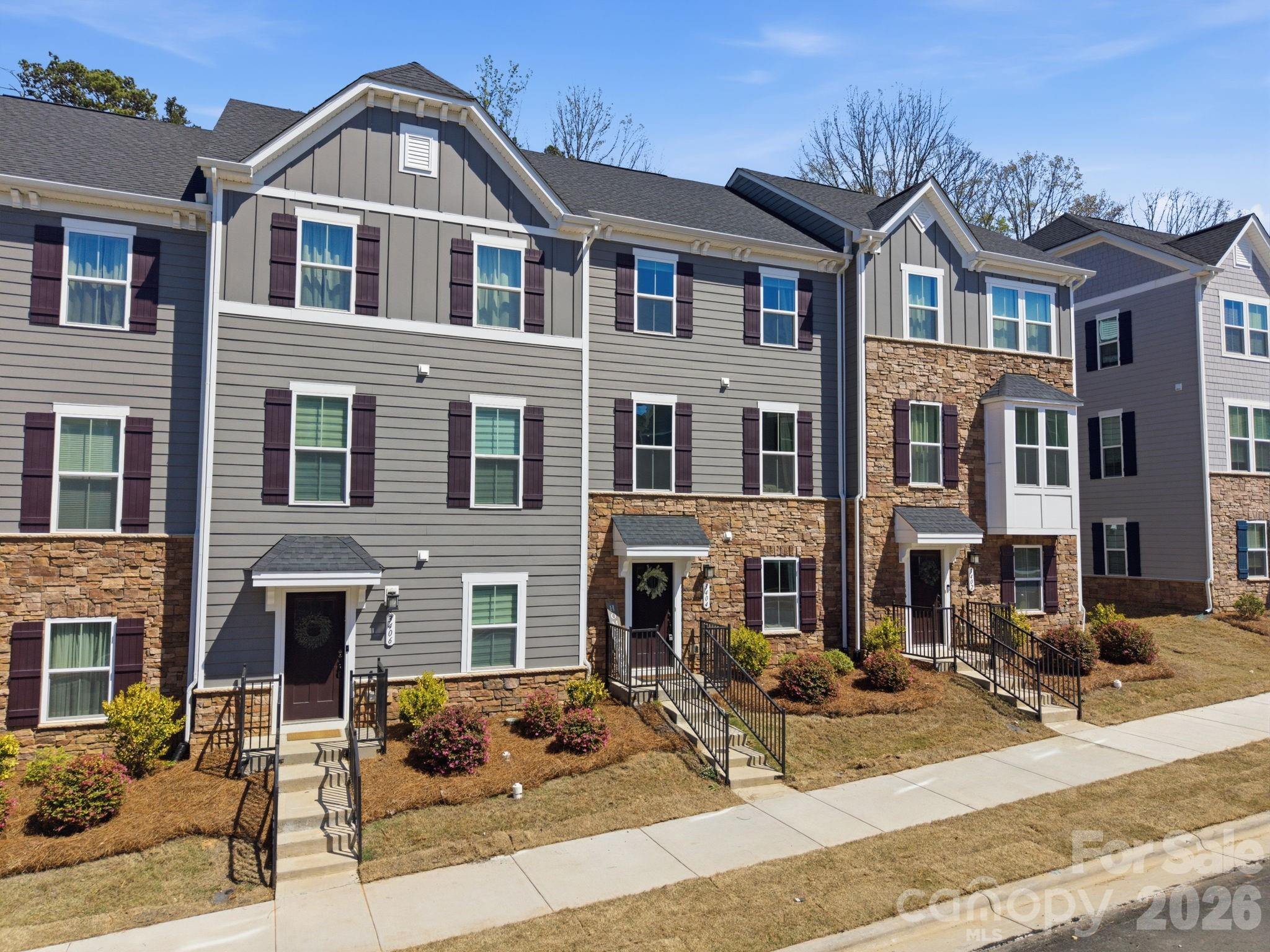 Stone Creek Townhomes - Residential