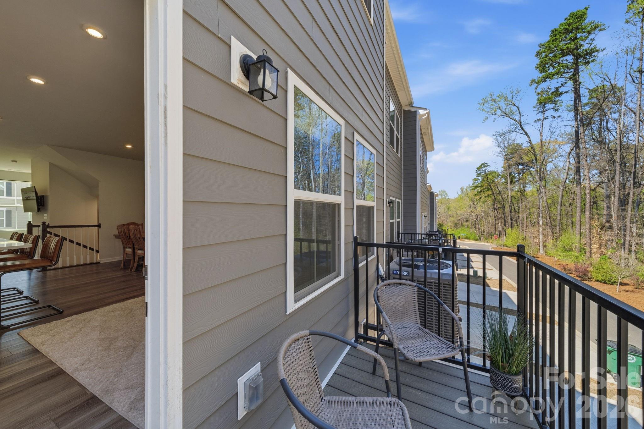 Stone Creek Townhomes - Residential