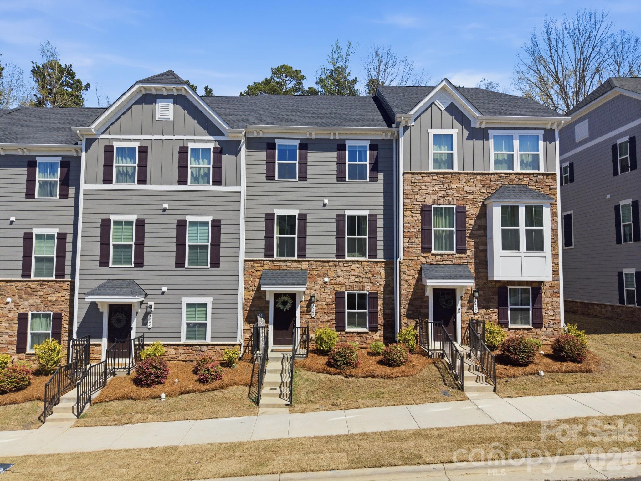 Stone Creek Townhomes - Residential