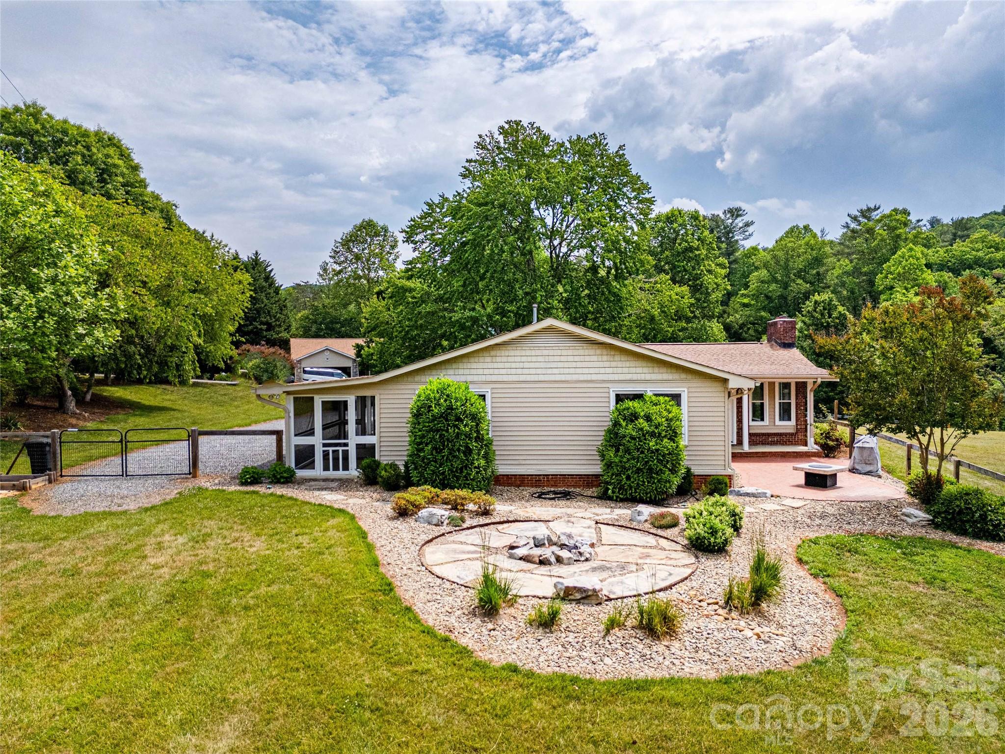 15 Bowman Ridge Road 1
