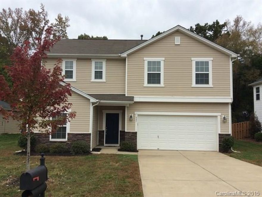 This 2,292 sq. ft. 2 story home has 4 bedrooms, 2.5 baths and a loft. It features an open floor plan and wood flooring. The master suite has a walk in closet and the master bath has dual sinks, an over sized tub and separate shower. Enjoy entertaining outside on the rear patio. This home is move in ready!