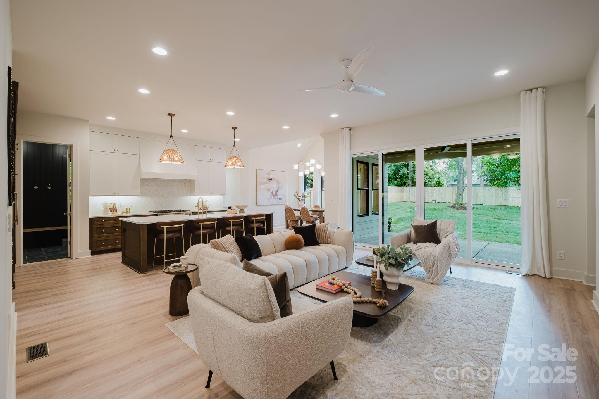 1807 Arnold Drive