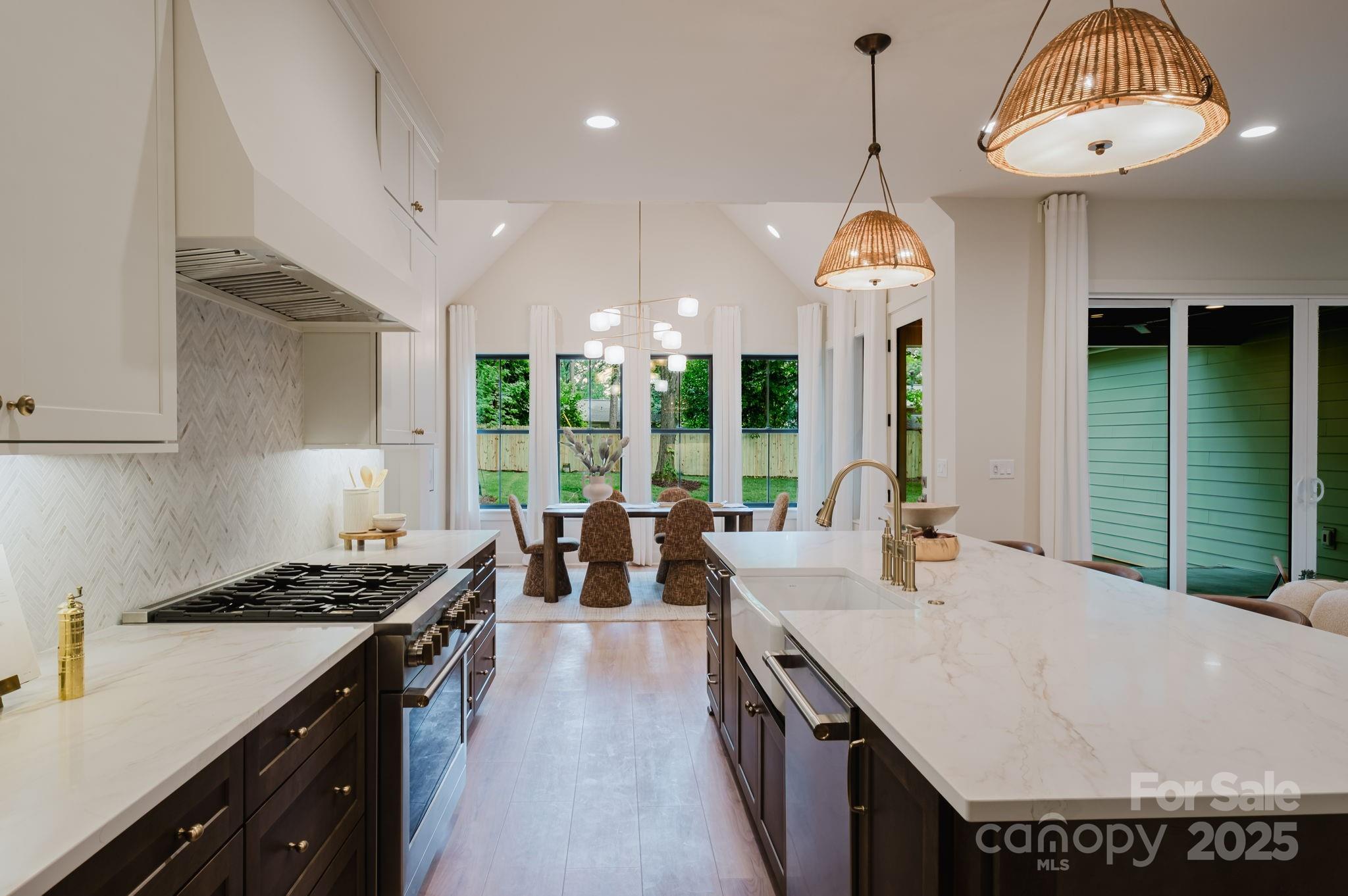 Merry Oaks - Residential