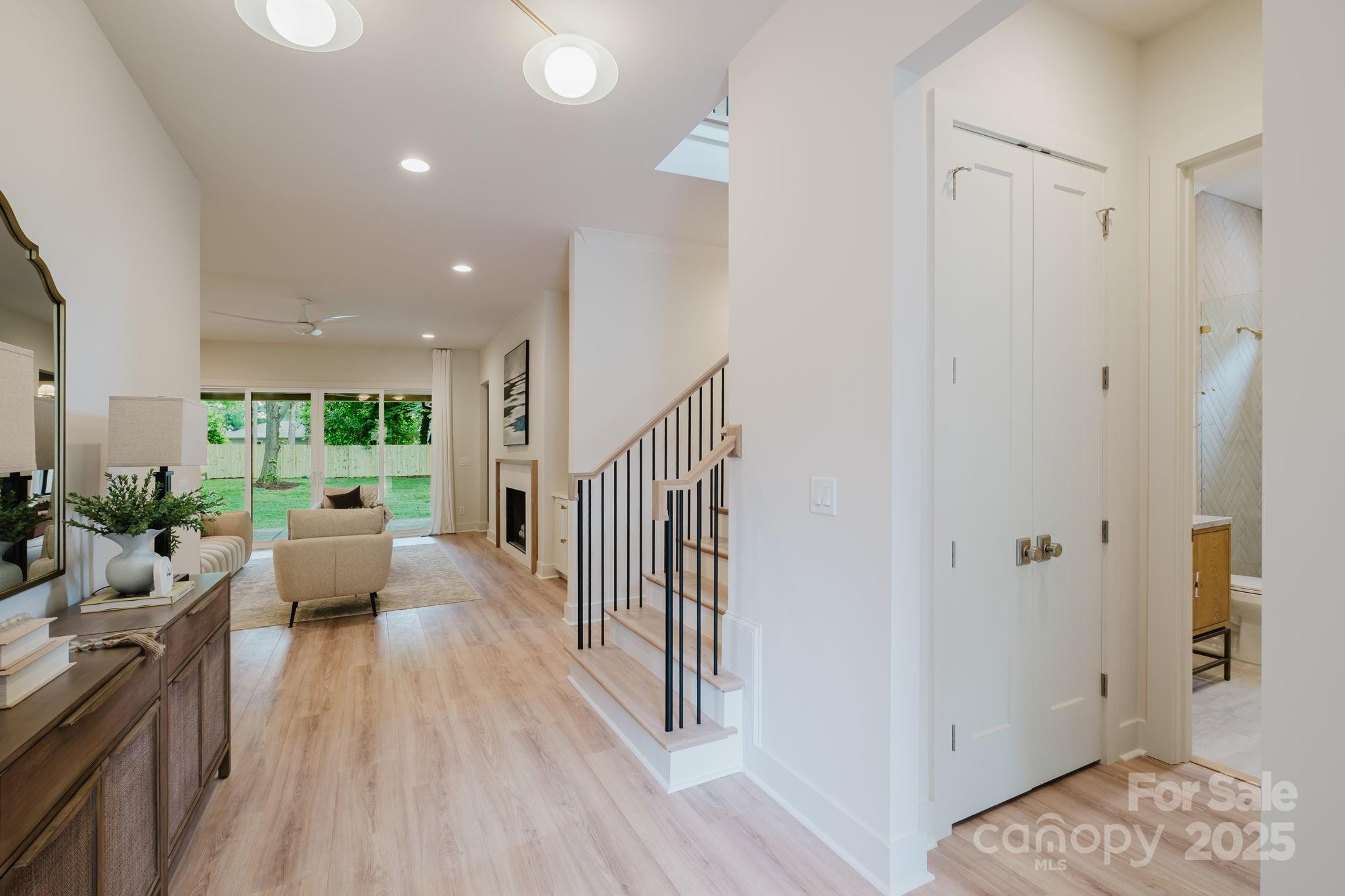1807 Arnold Drive