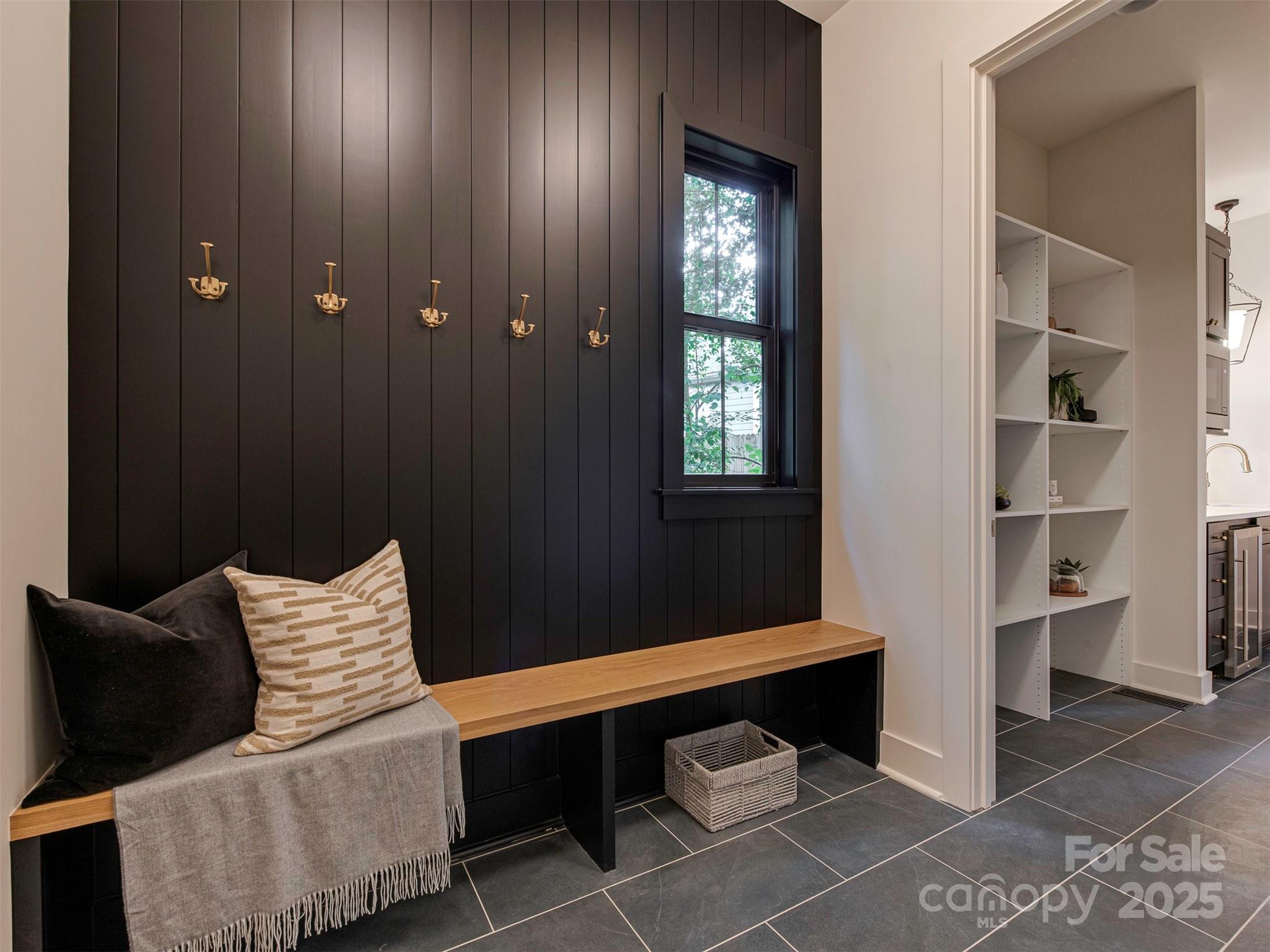 Merry Oaks - Residential