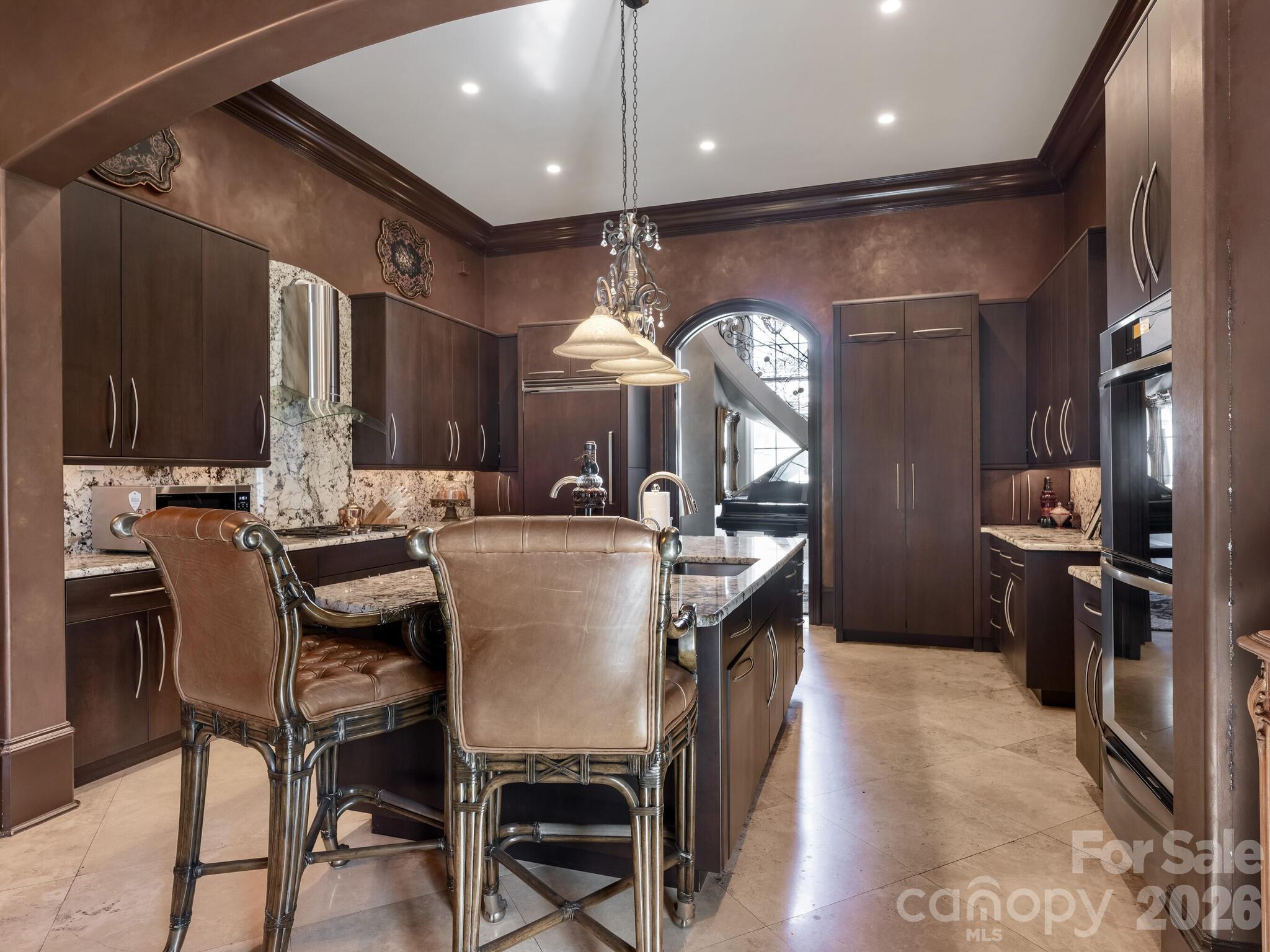 Seven Eagles - Residential