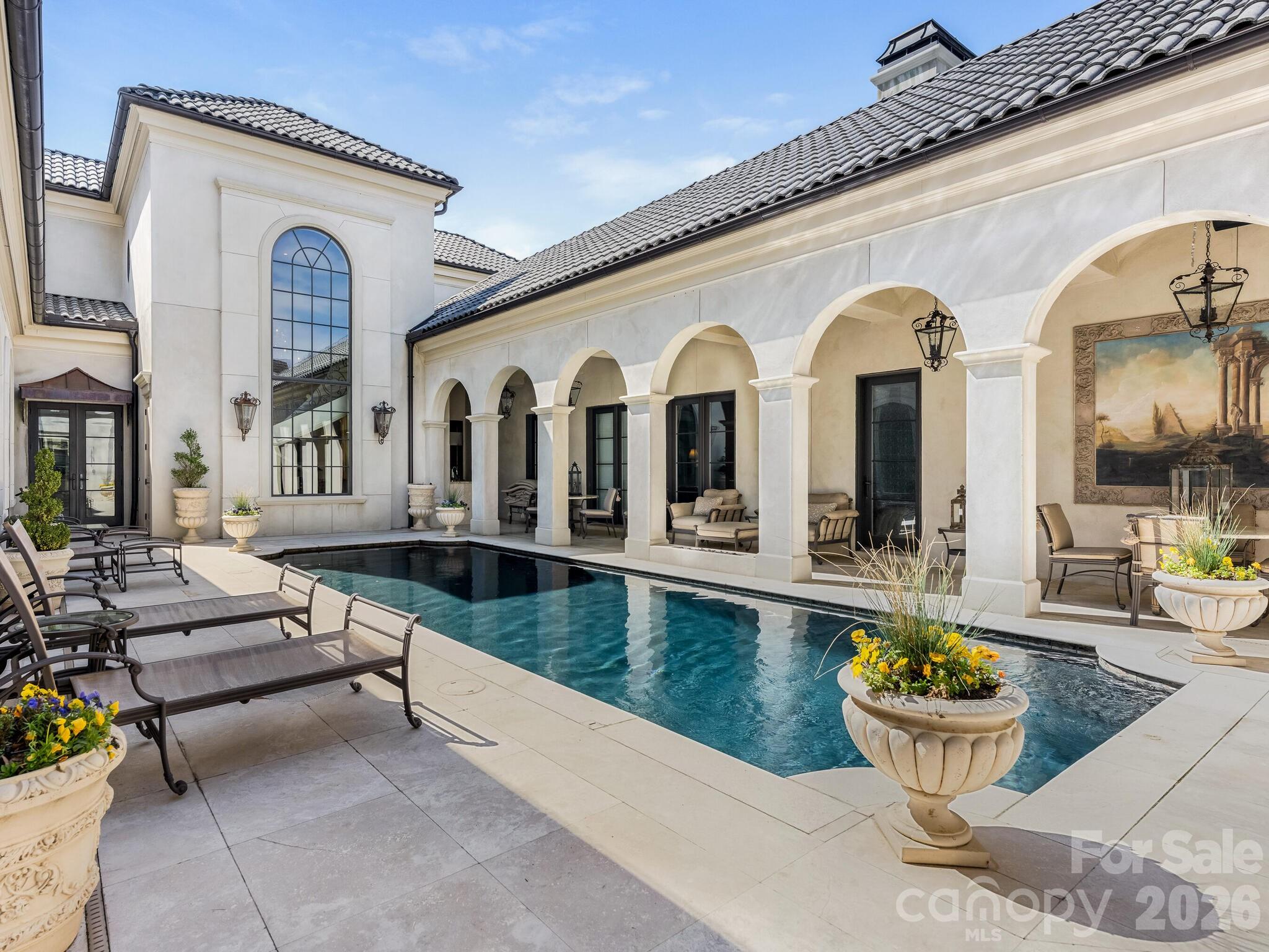 Seven Eagles - Residential