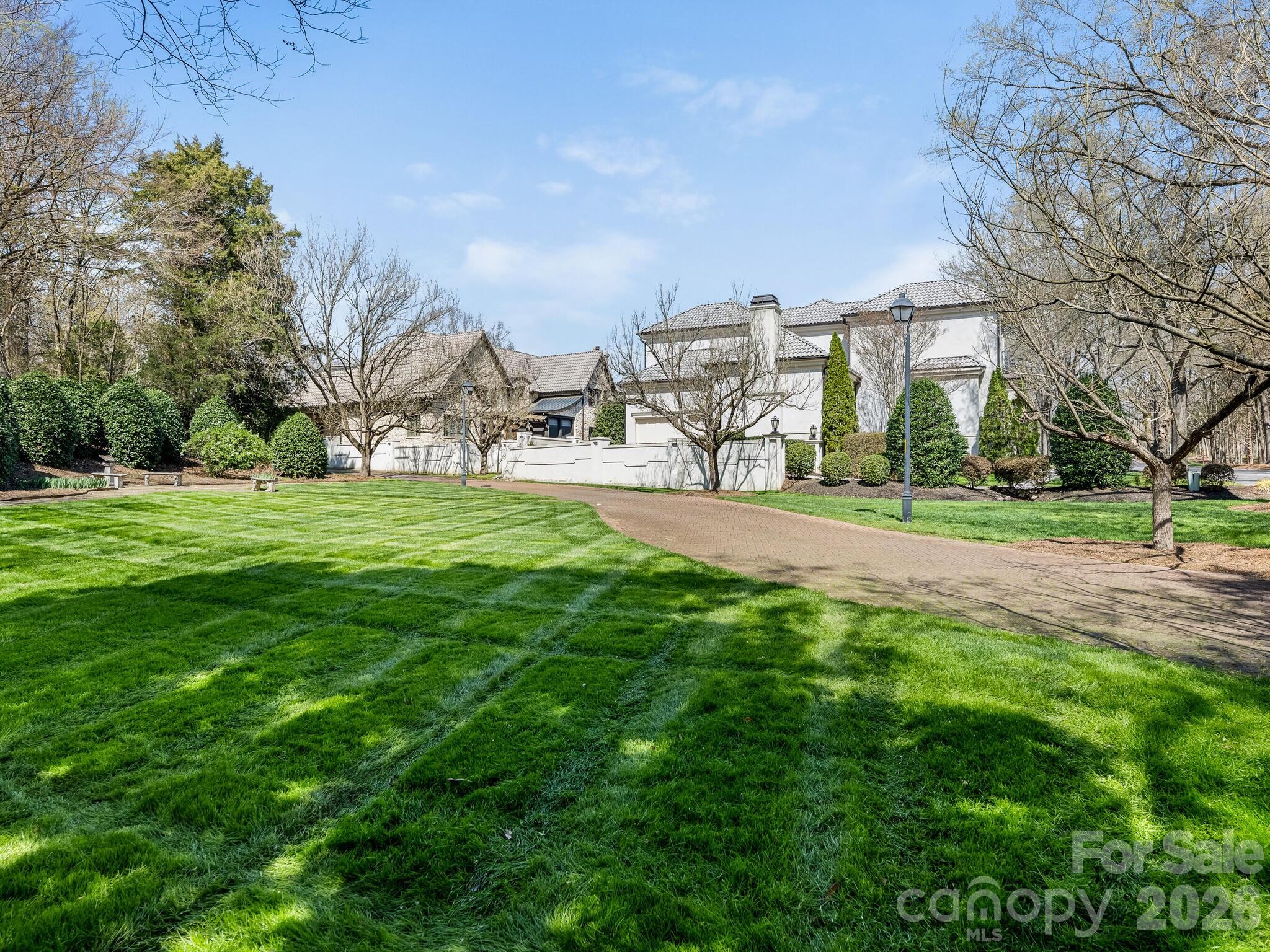 Seven Eagles - Residential