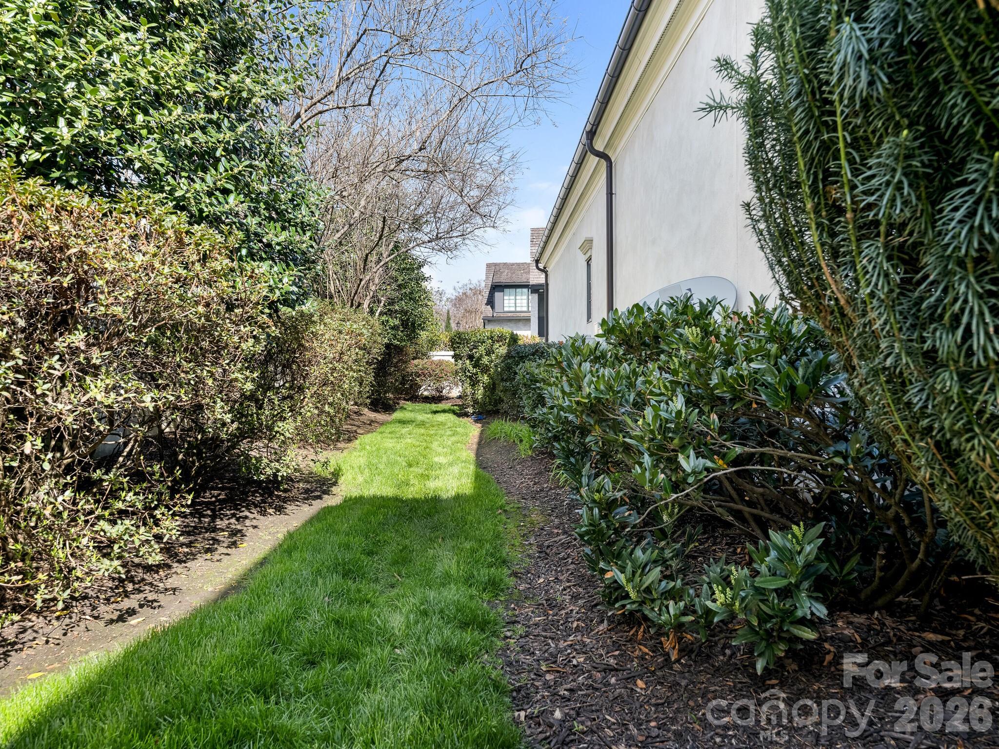 Seven Eagles - Residential