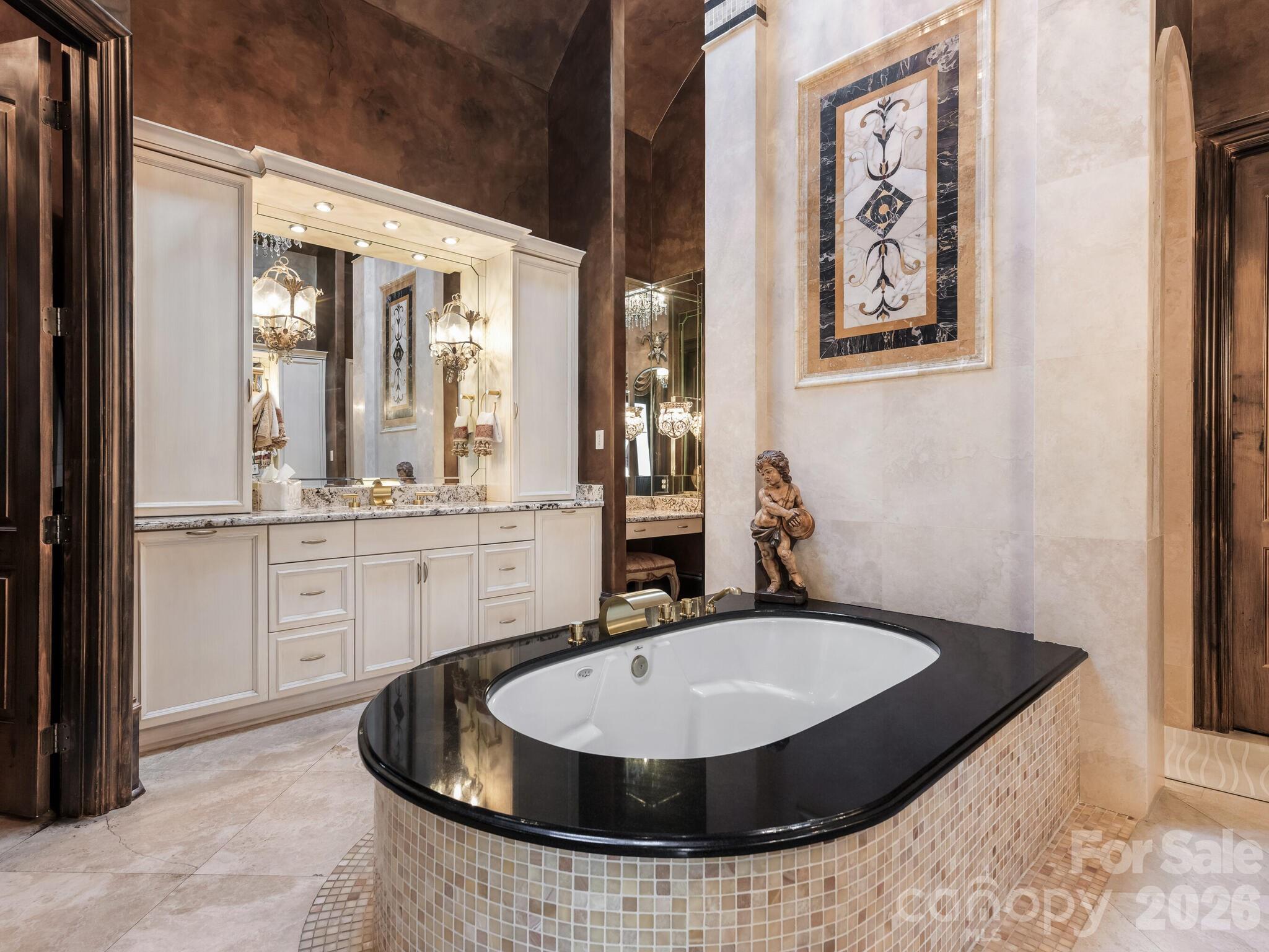 Seven Eagles - Residential