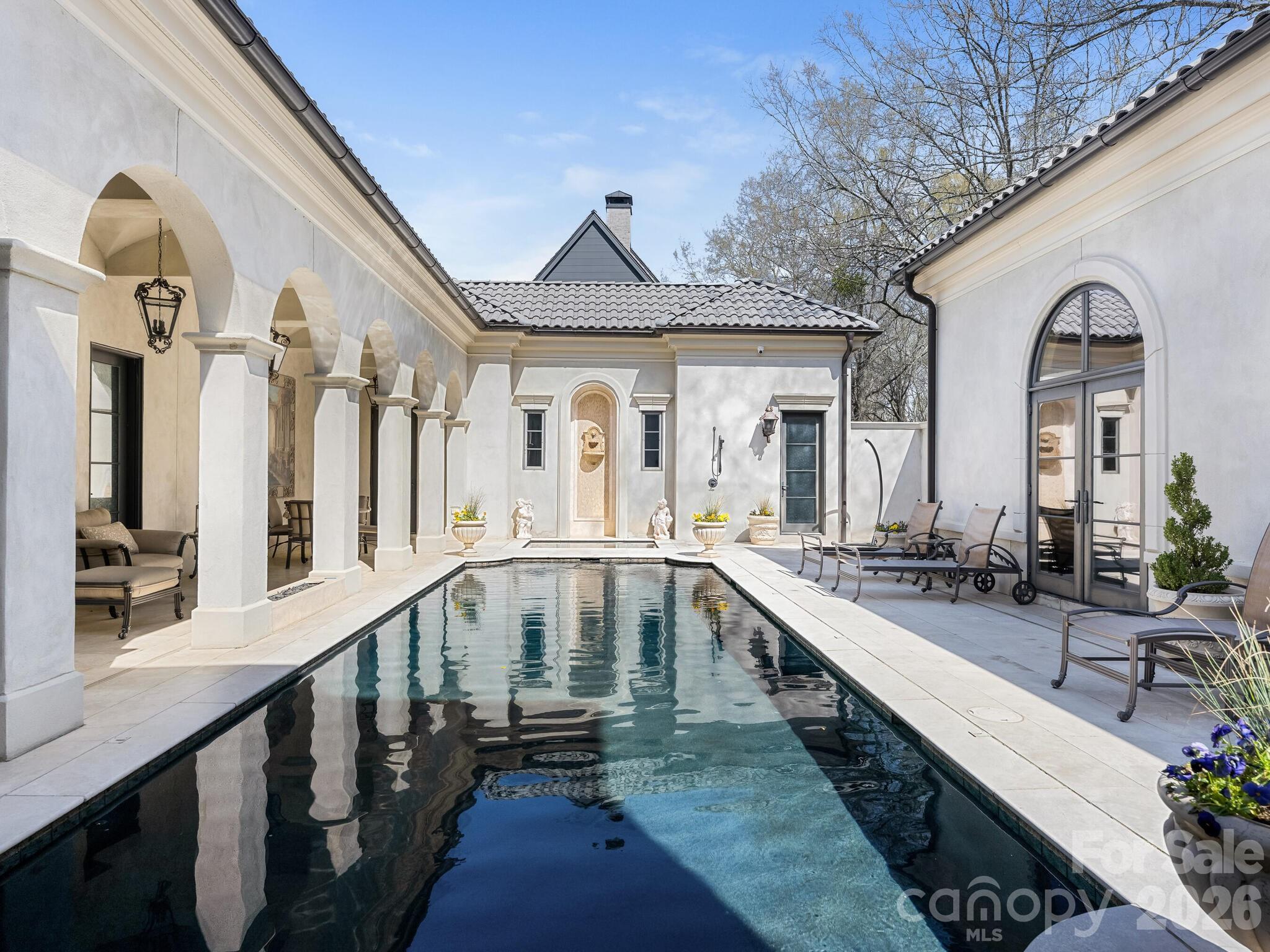 Seven Eagles - Residential