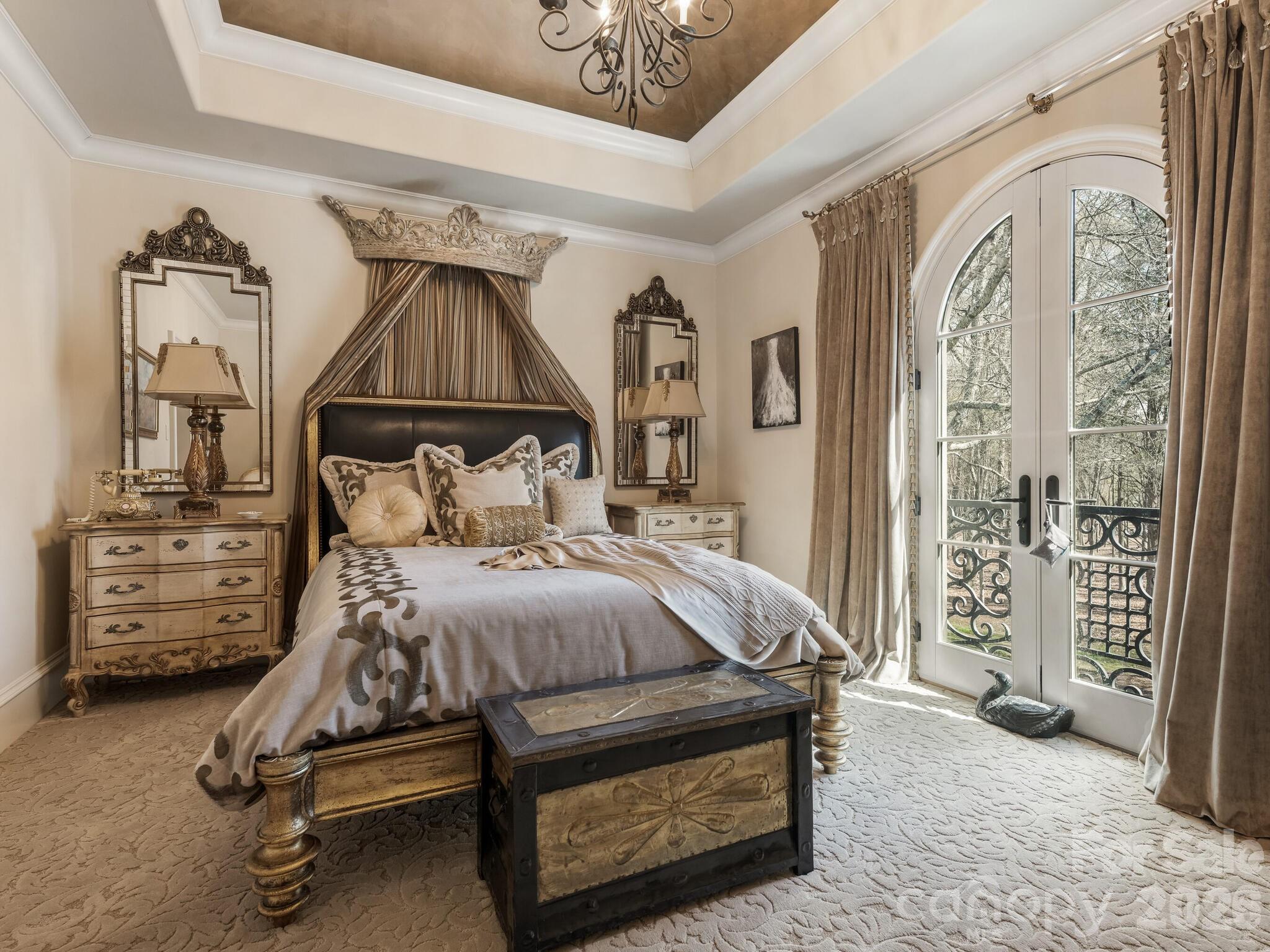 Seven Eagles - Residential