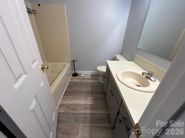 1616 Lazenby Street 17