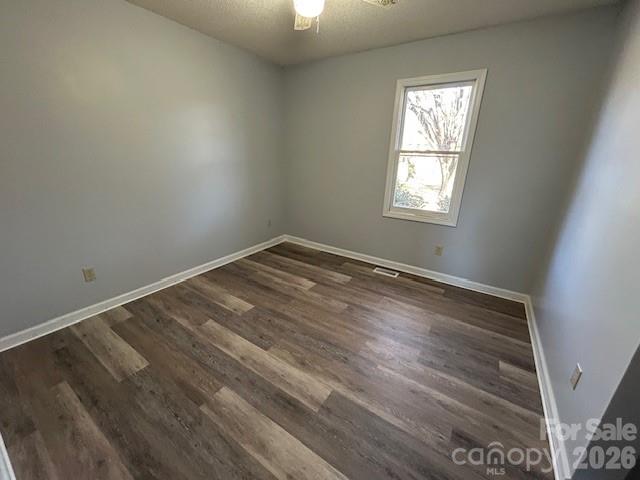 1616 Lazenby Street 17