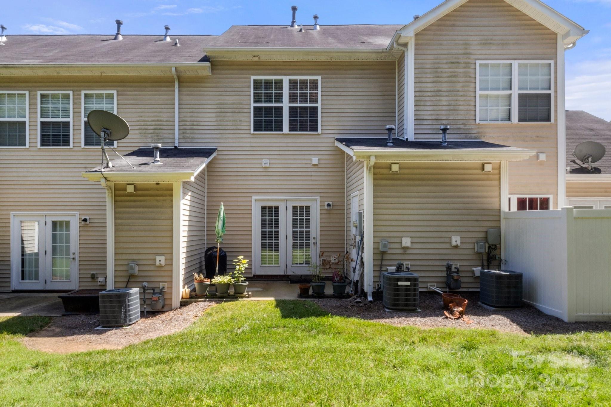 Regent Park - Residential