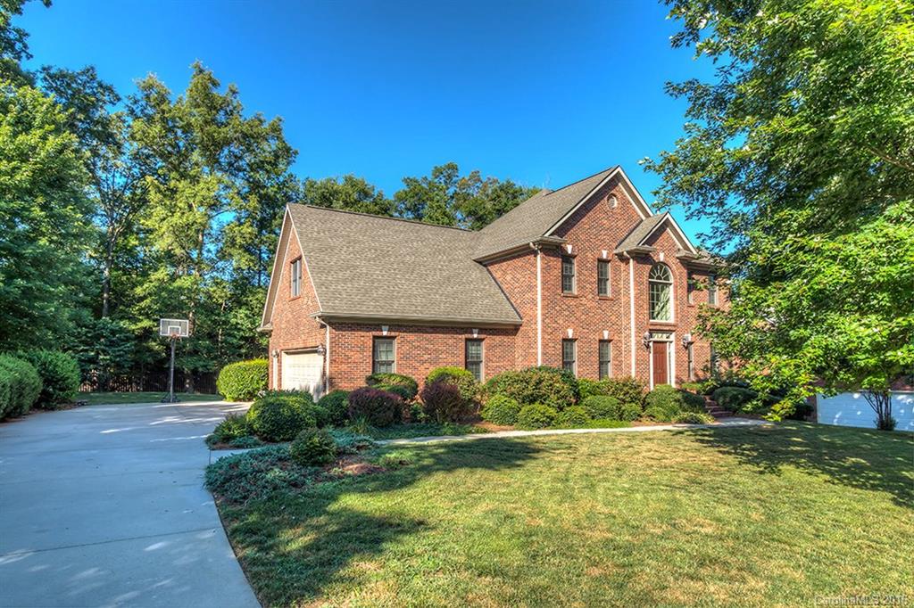 The Summit - Residential