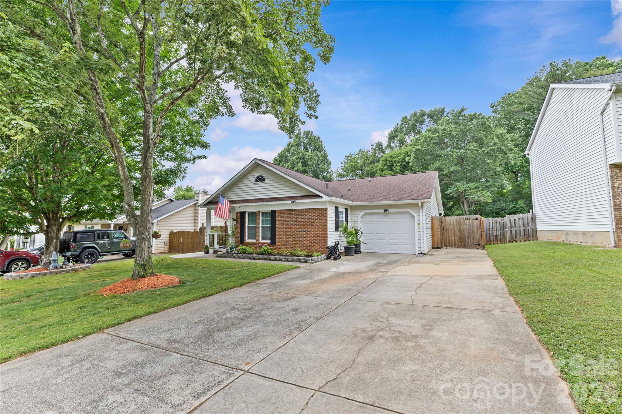 7130 Bluff Wood Cove