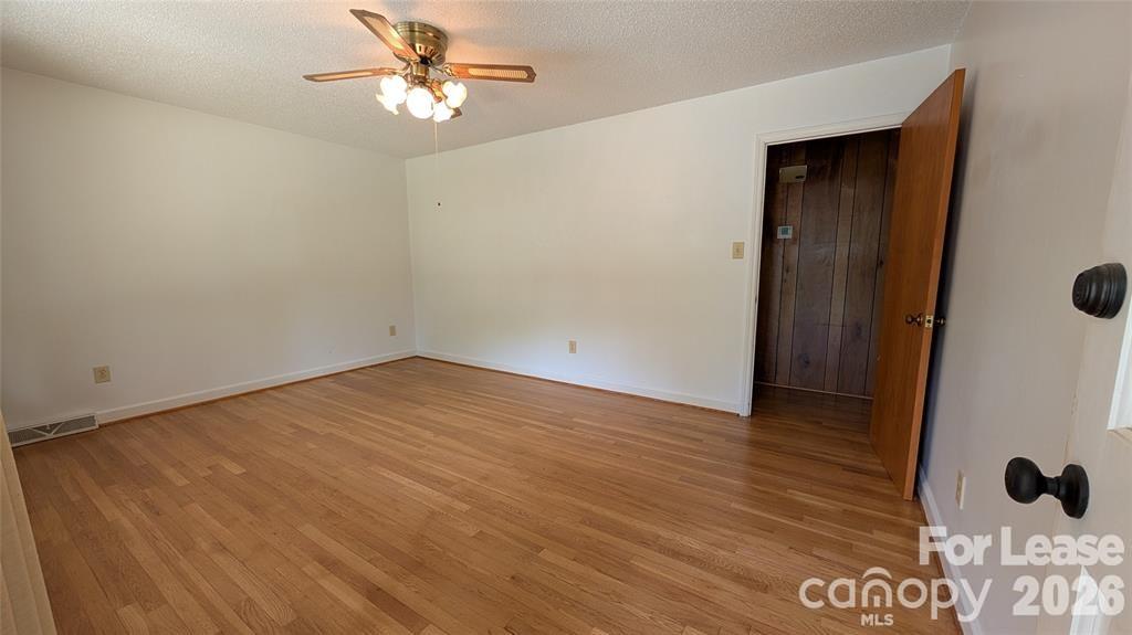 534 Westside Terrace