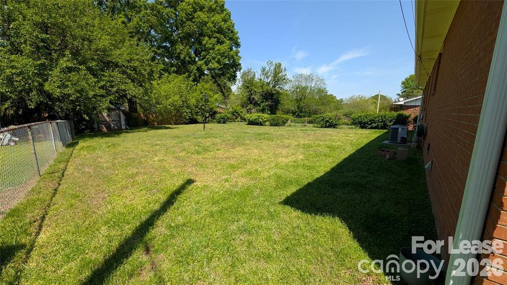 Lakeside Park - Residential Lease