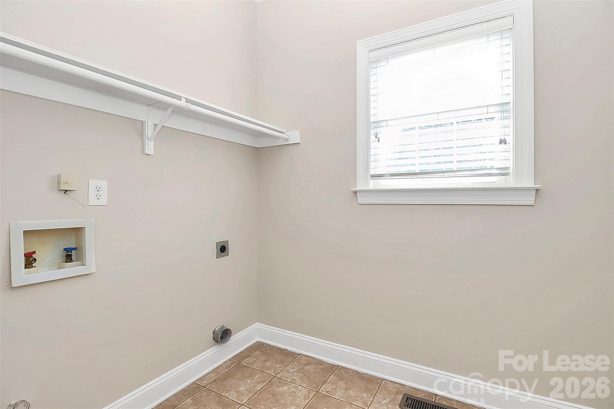 Macaulay - Residential Lease