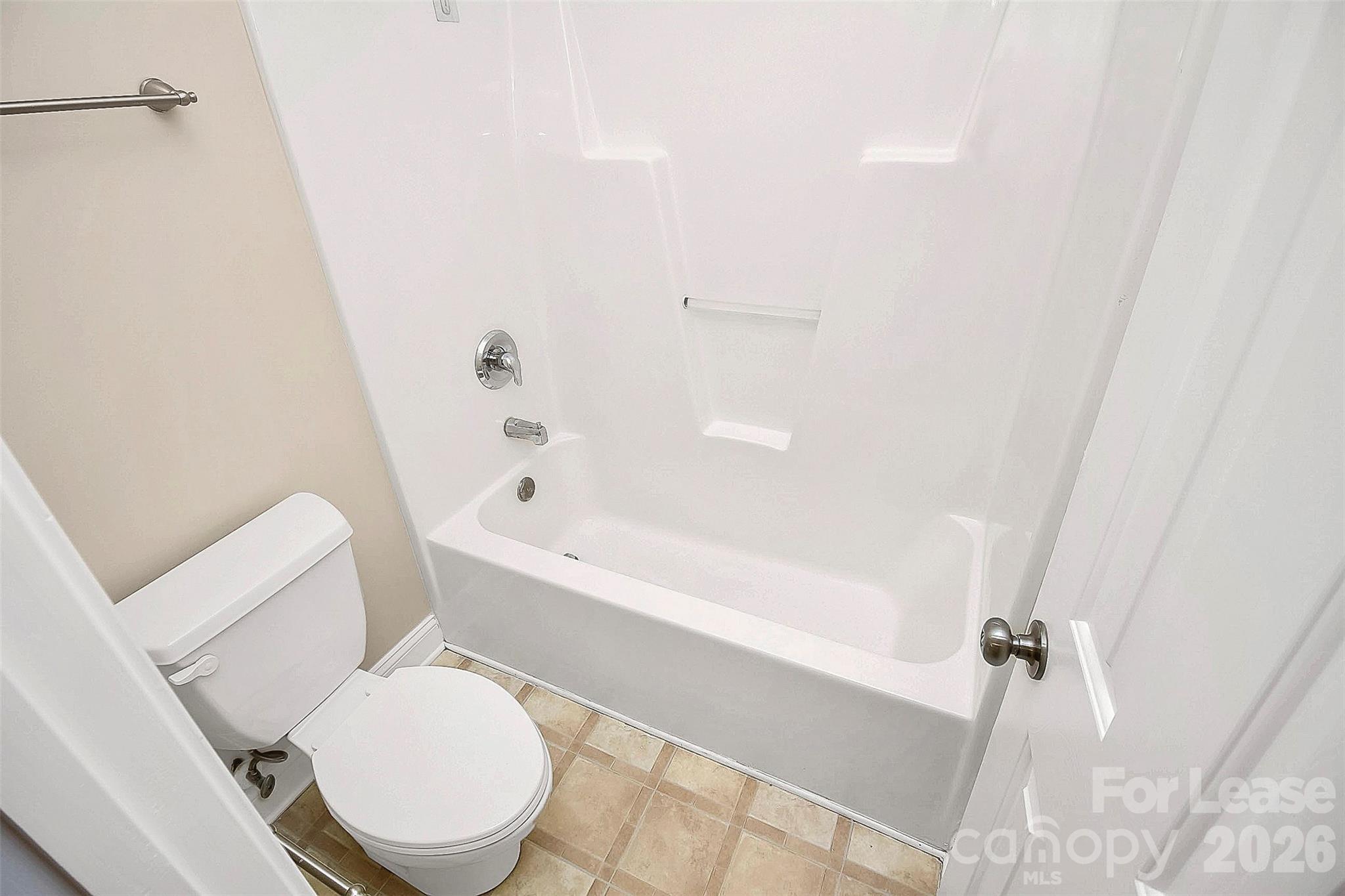 Macaulay - Residential Lease