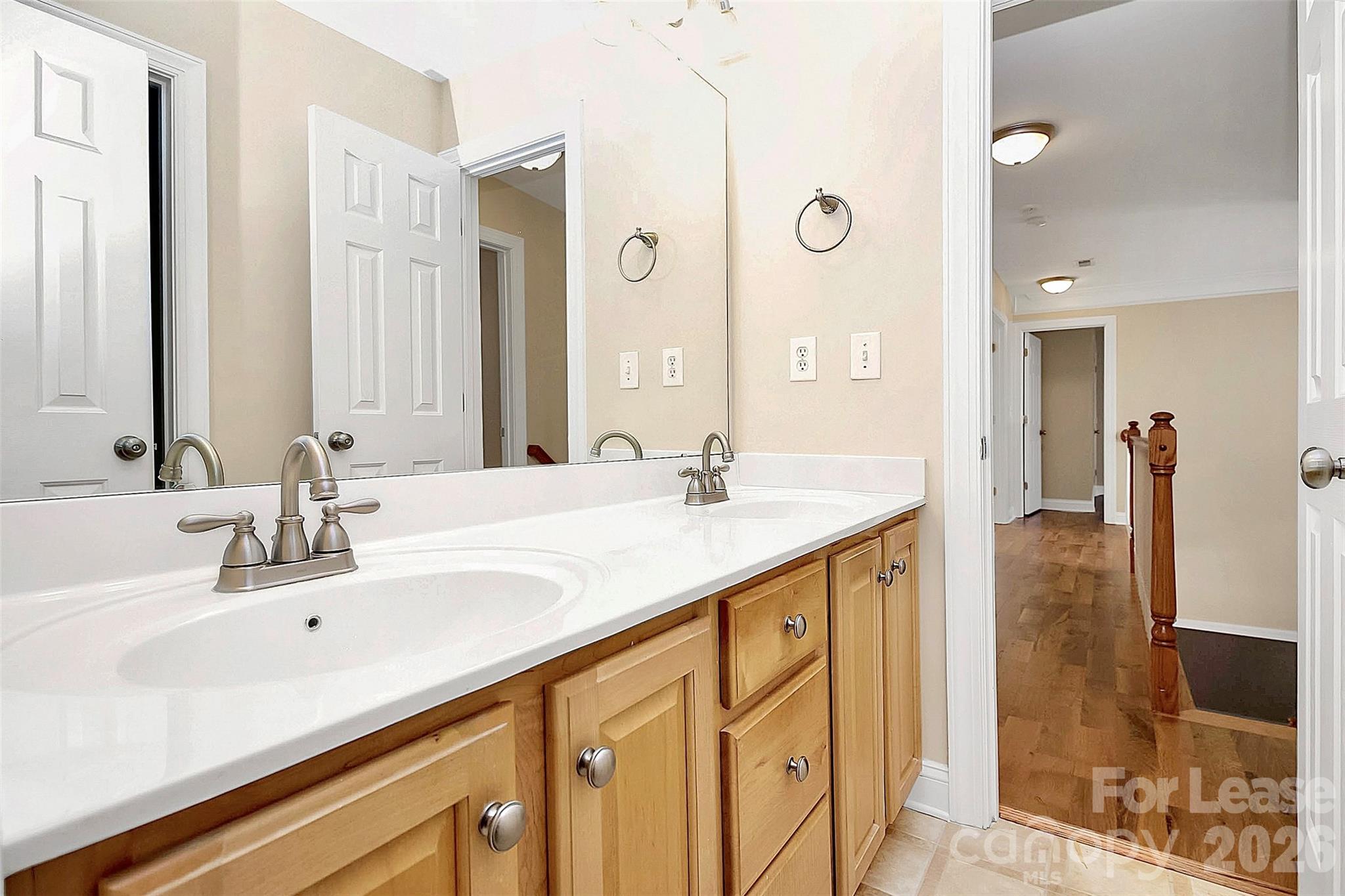 Macaulay - Residential Lease