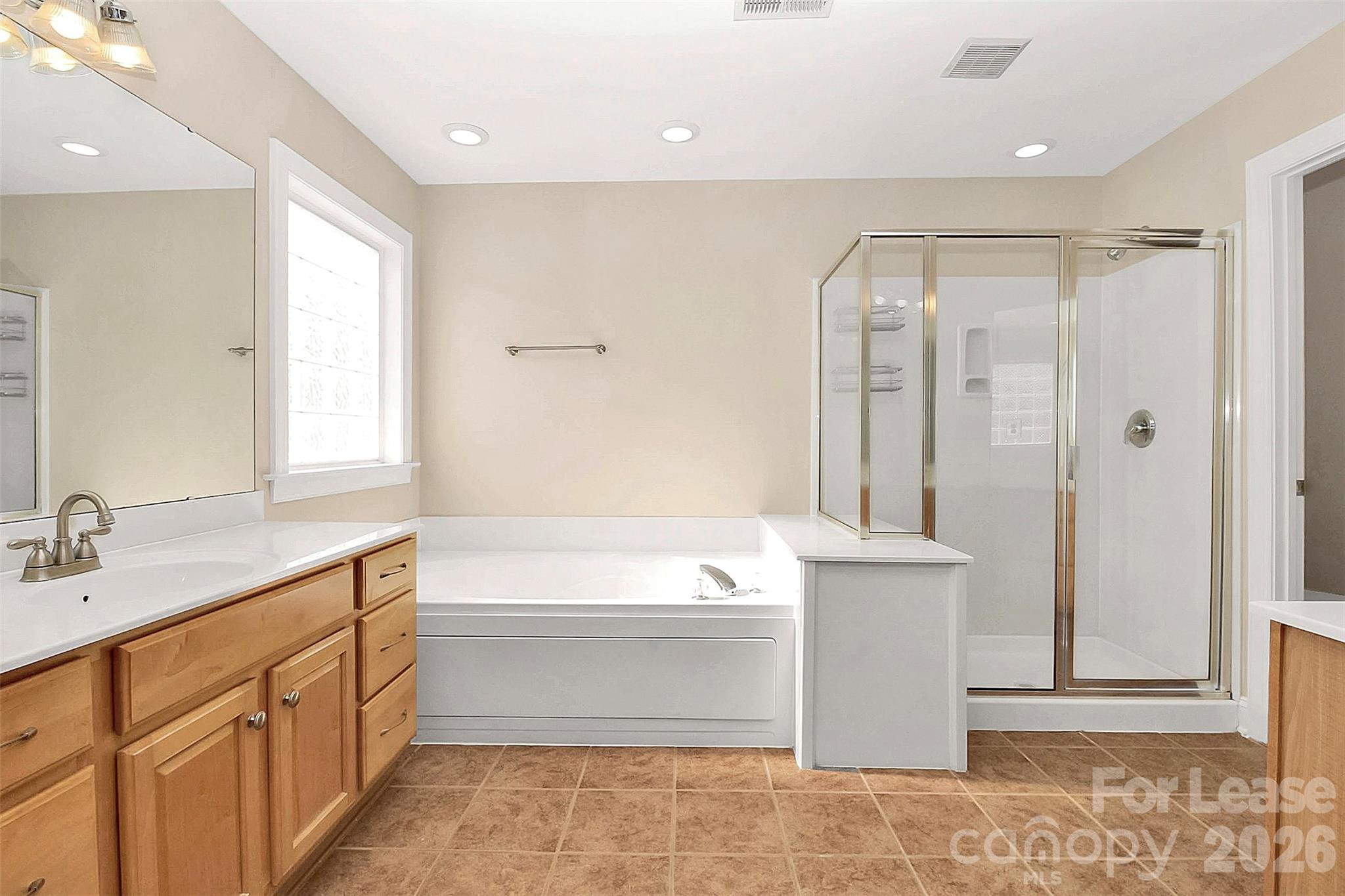 Macaulay - Residential Lease