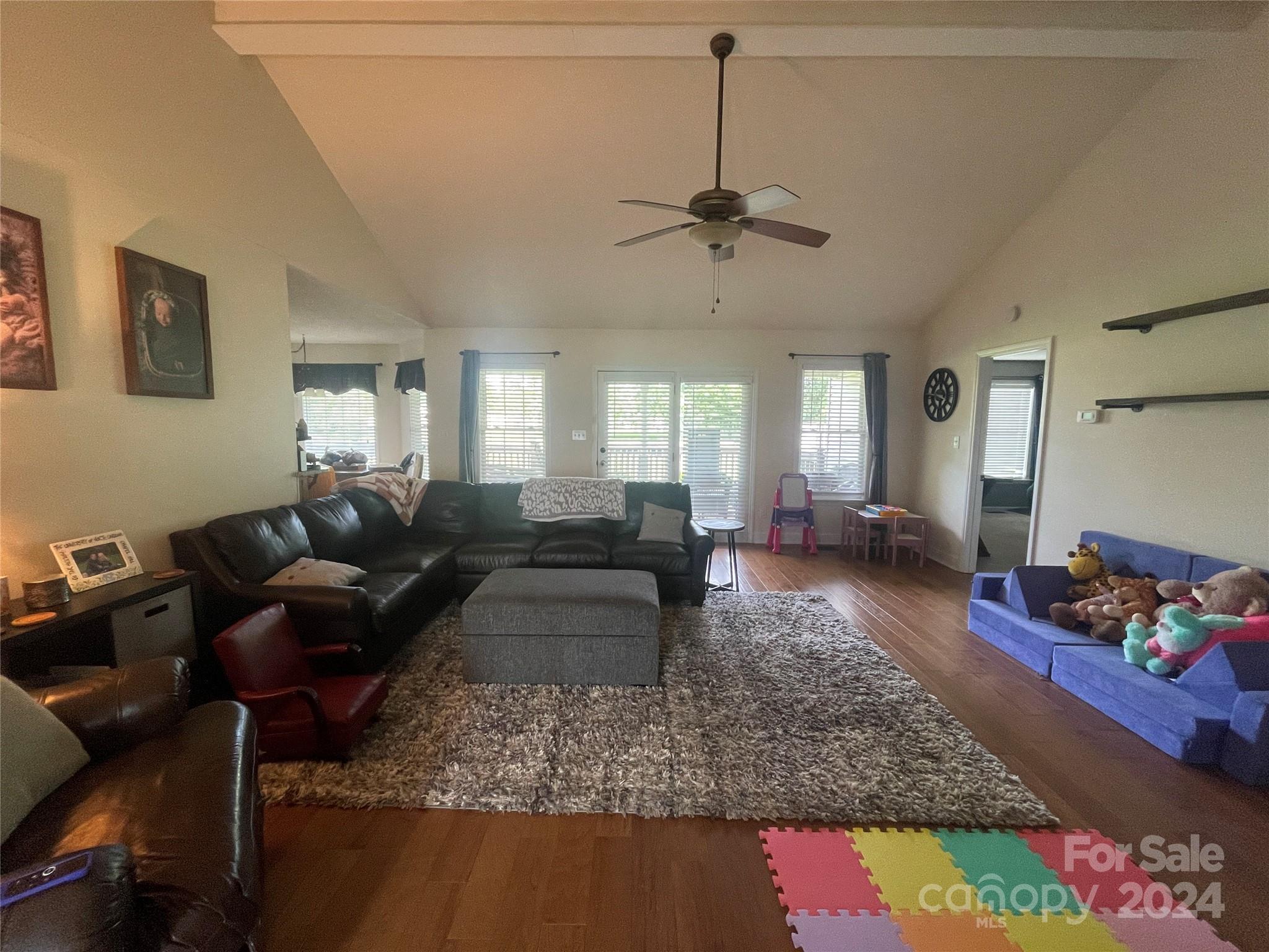 Barringer Woods - Residential