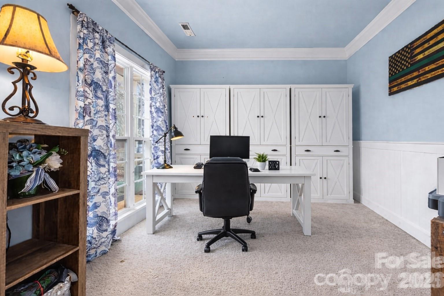 567 Sunledge Terrace