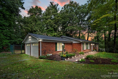 Photo for 7 Galax Lane