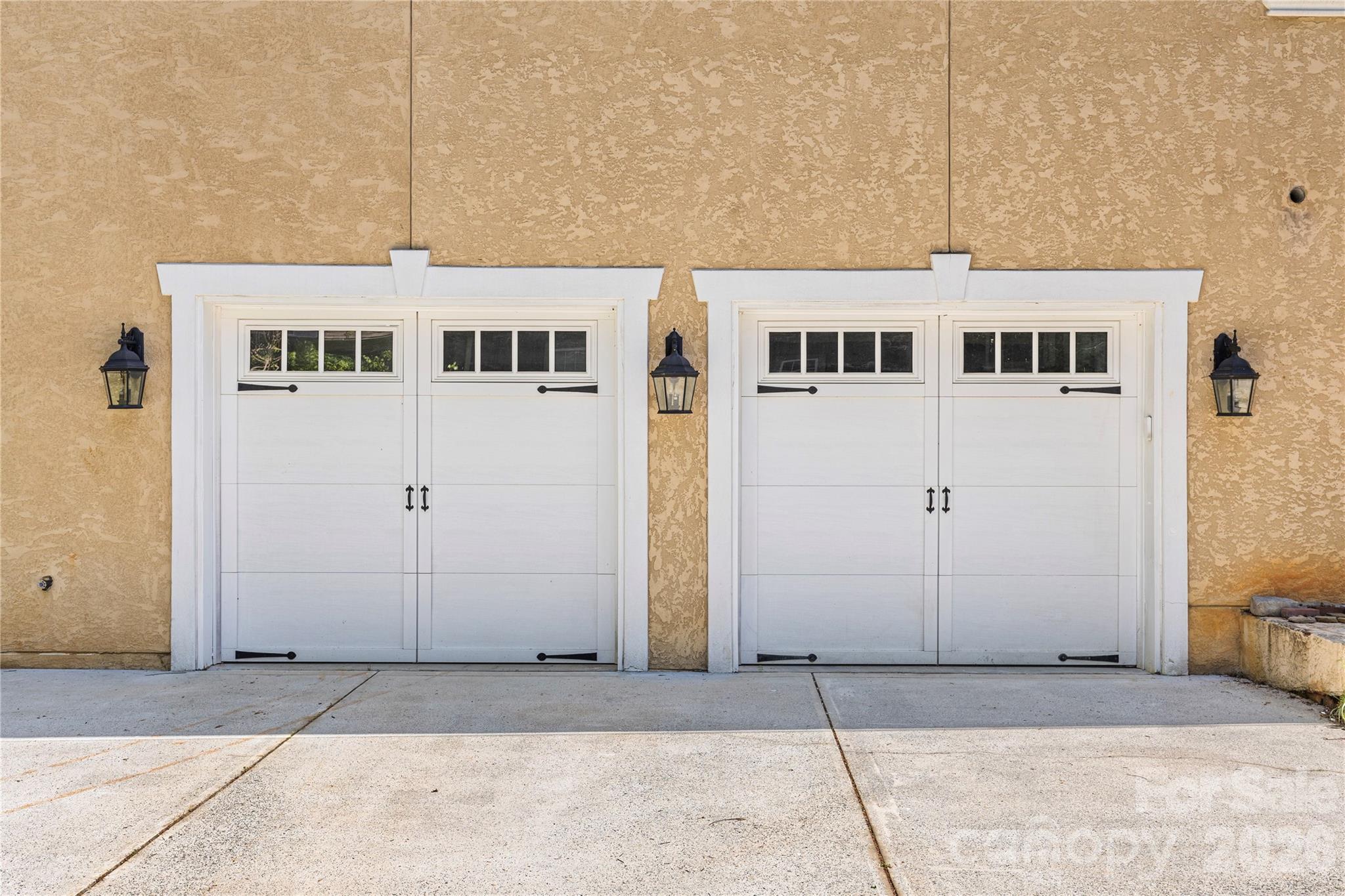 Cowans Ford Park - Residential