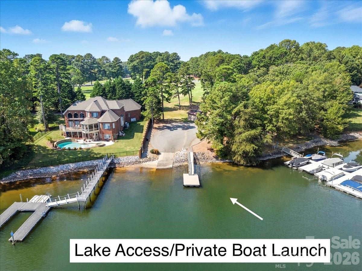 Cowans Ford Park - Residential