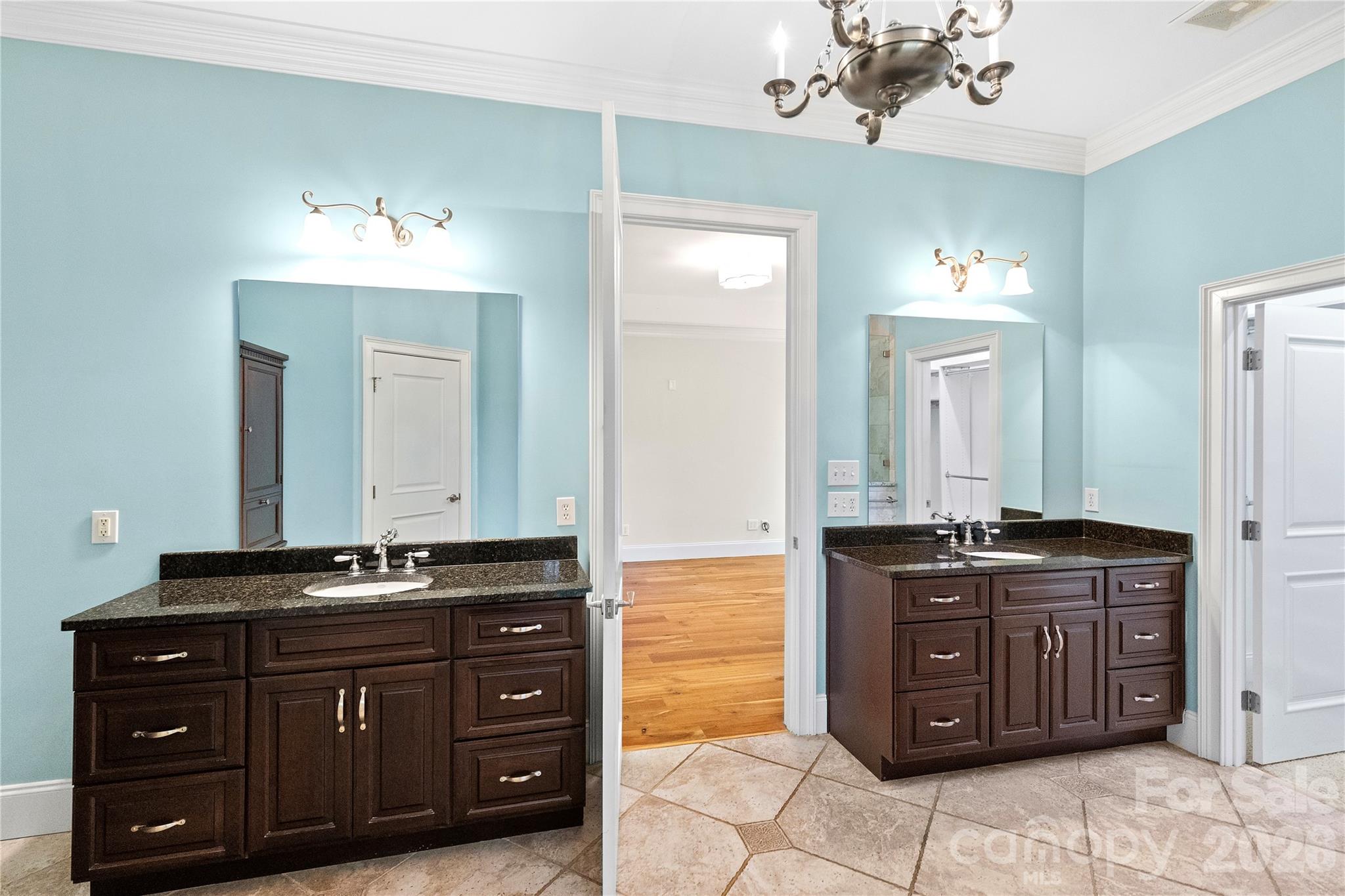 Cowans Ford Park - Residential